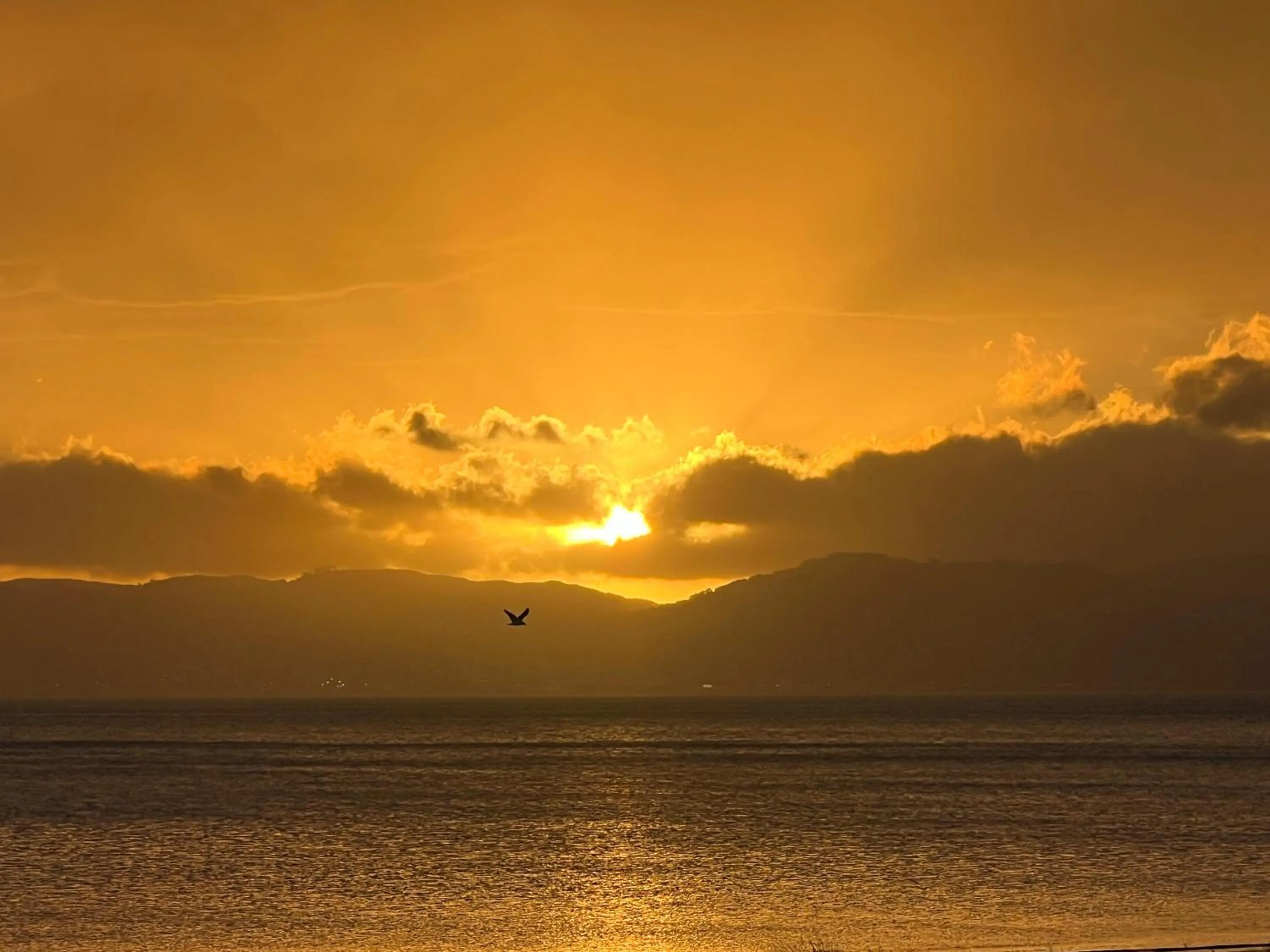 Sunset in BKs Premier Motel Esplanade