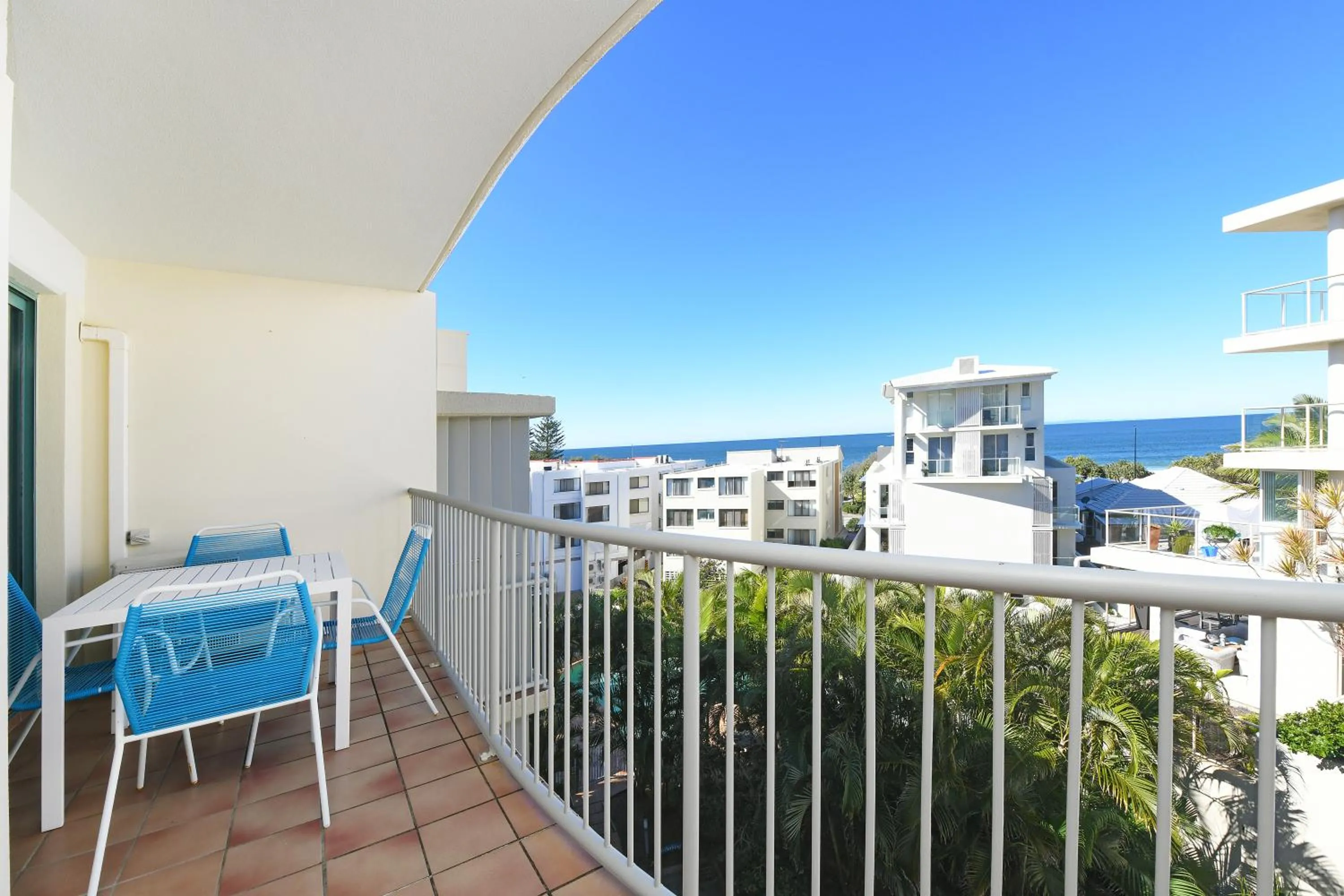 Lindomare Apartments