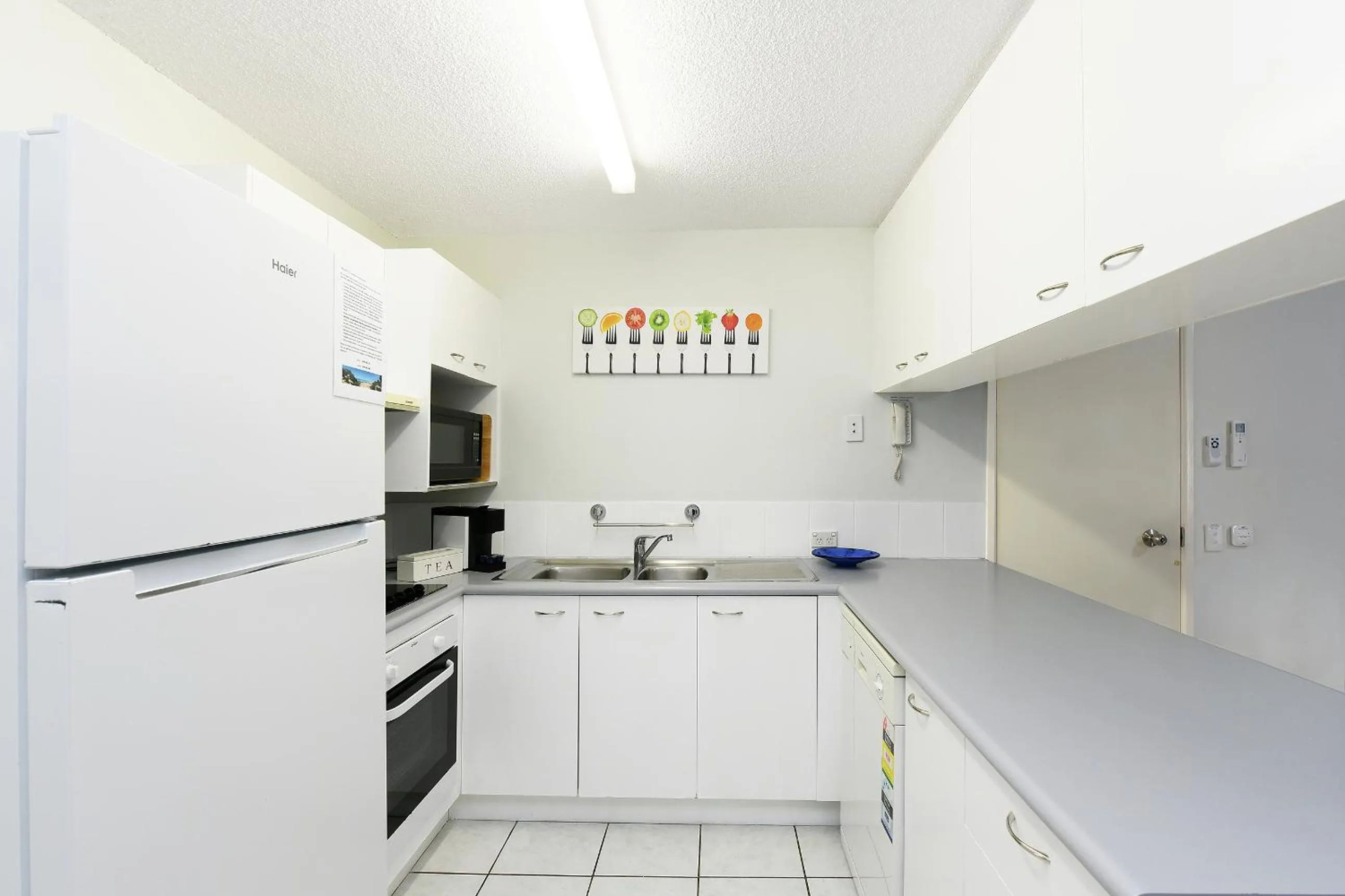 Lindomare Apartments