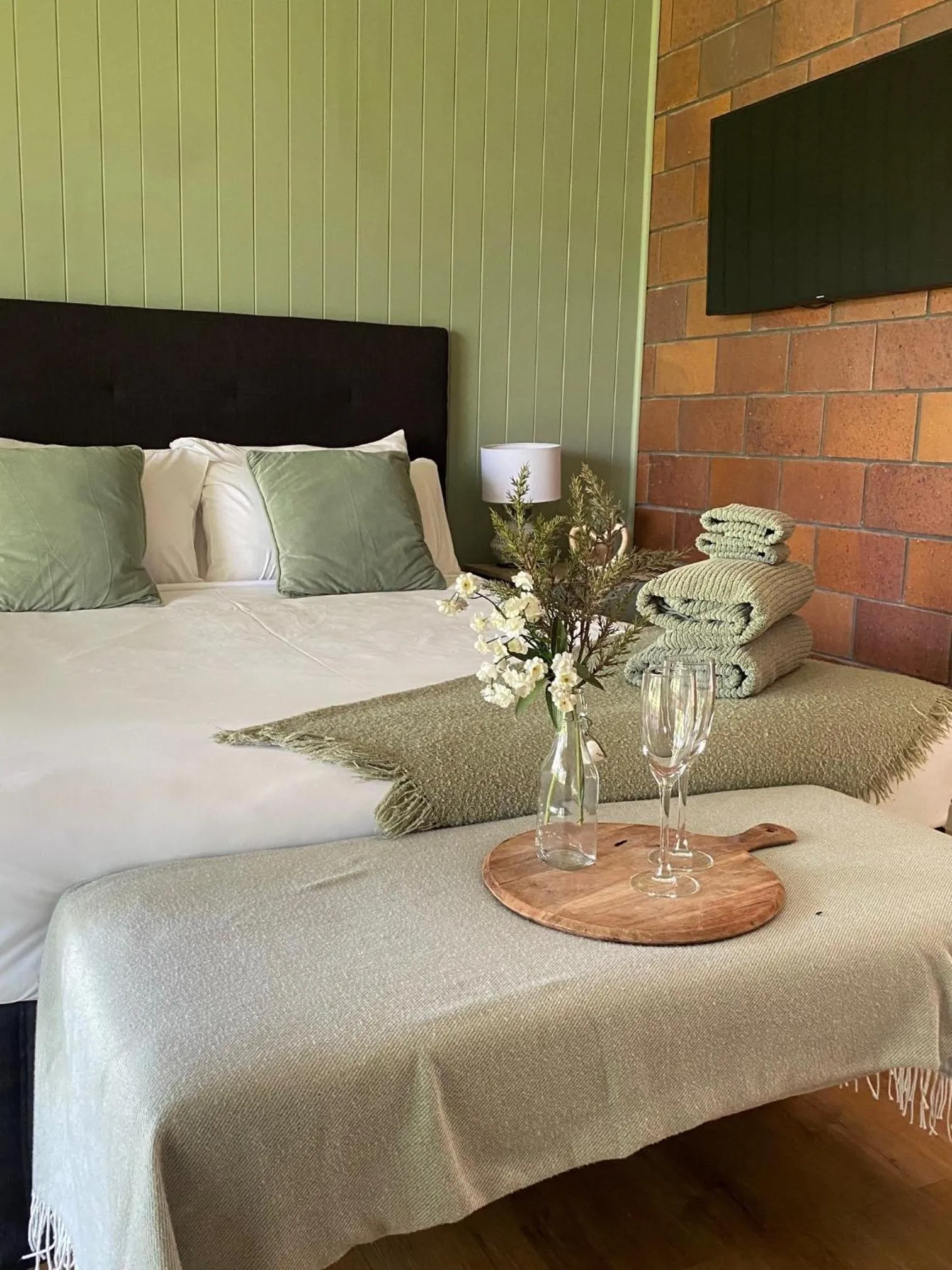 Bed in Malanda Lodge
