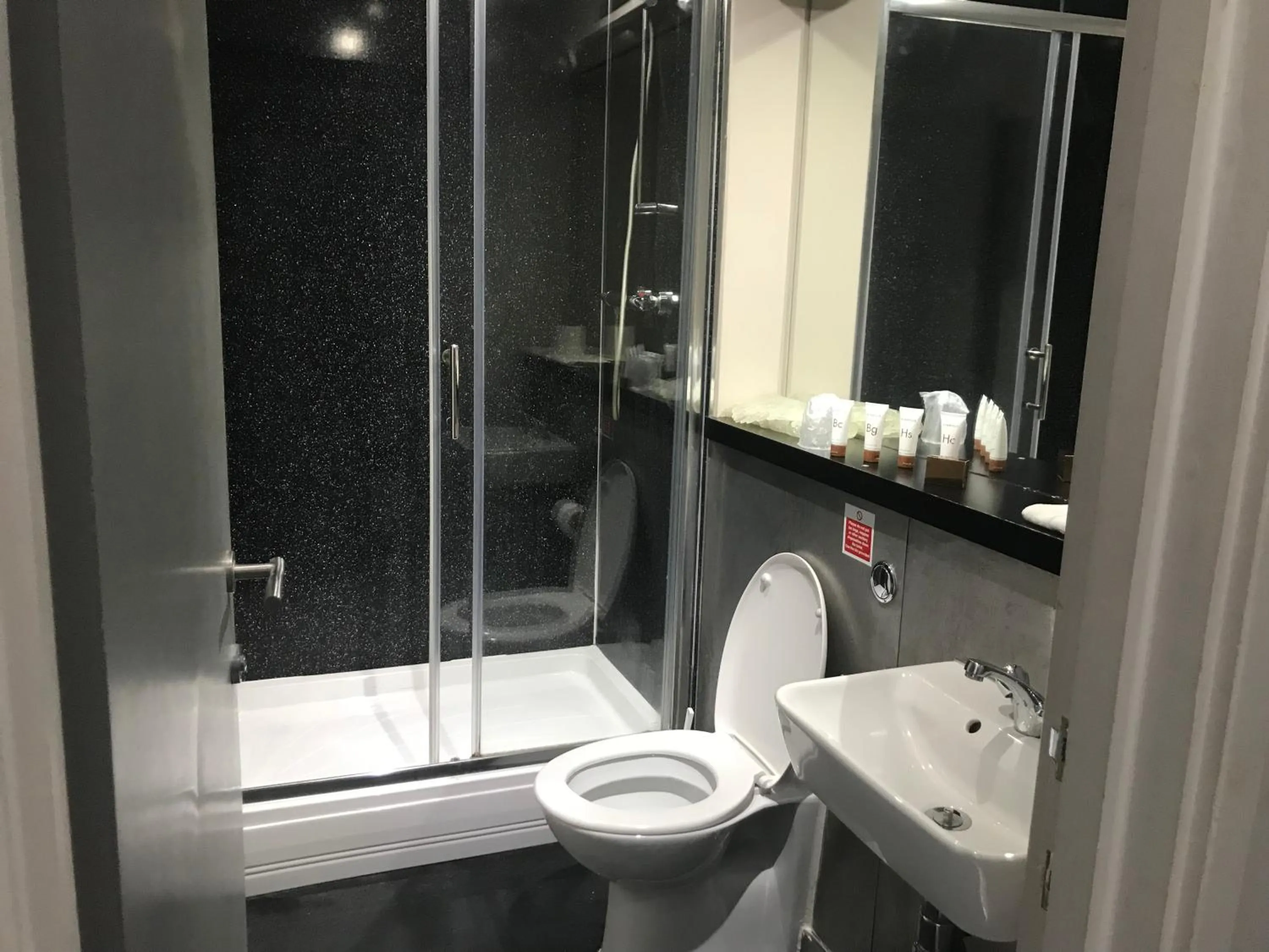 Shower in Hatfield Lodge