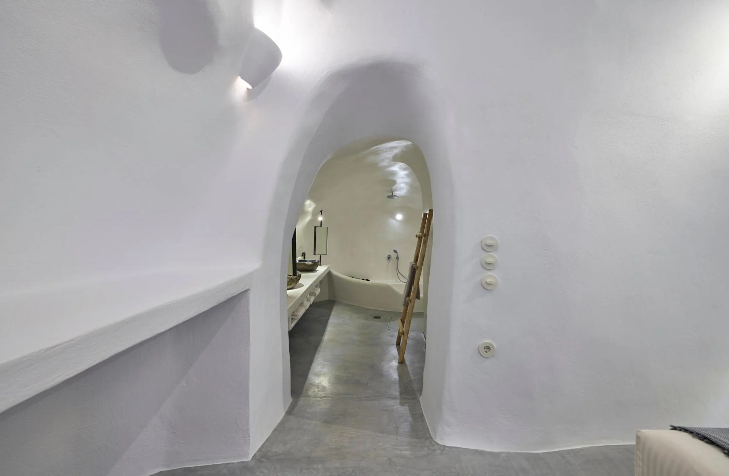 Cave Suite Oia