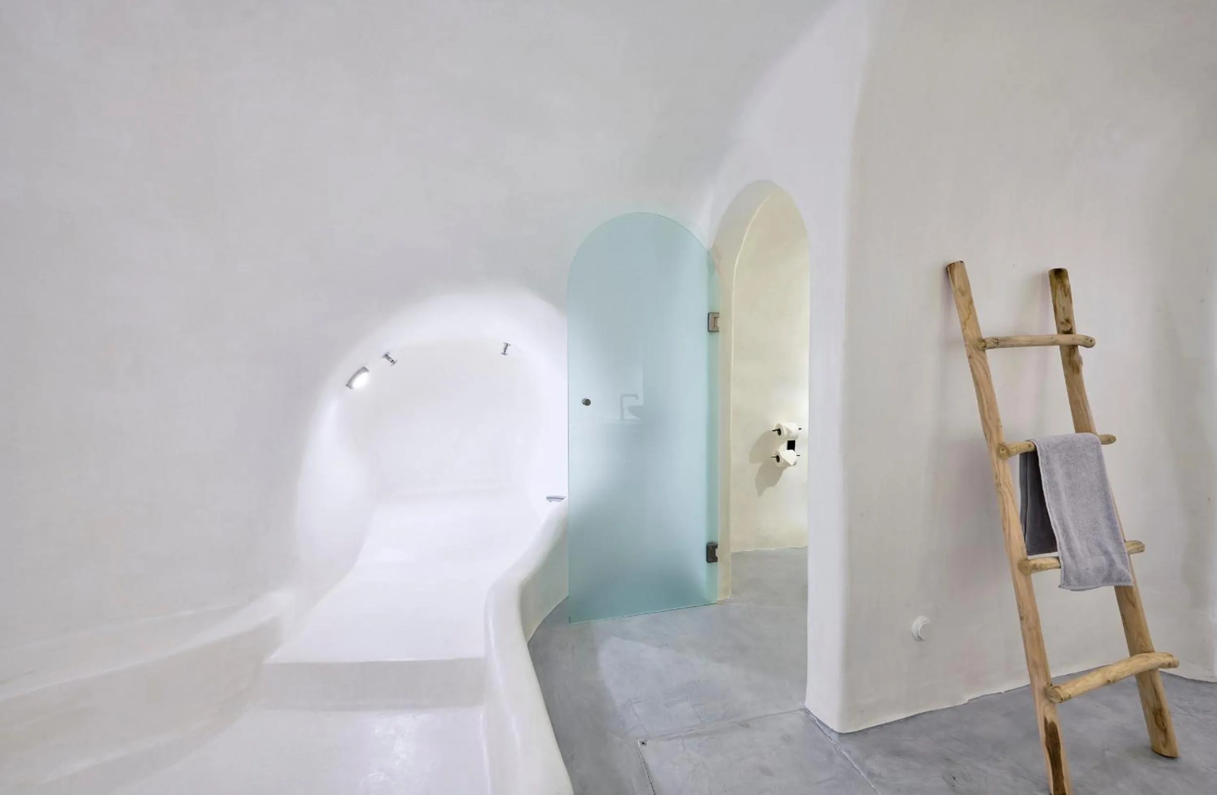 Cave Suite Oia