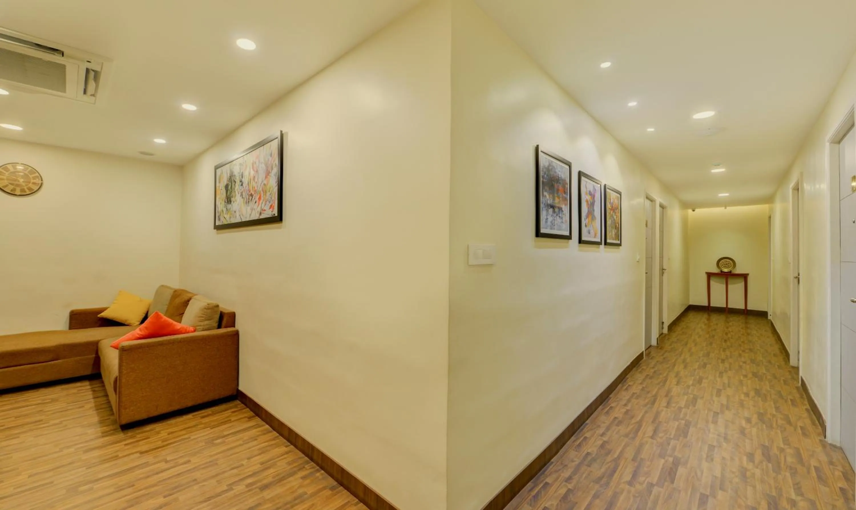 Seating area in Treebo Welcome Inn, Porur