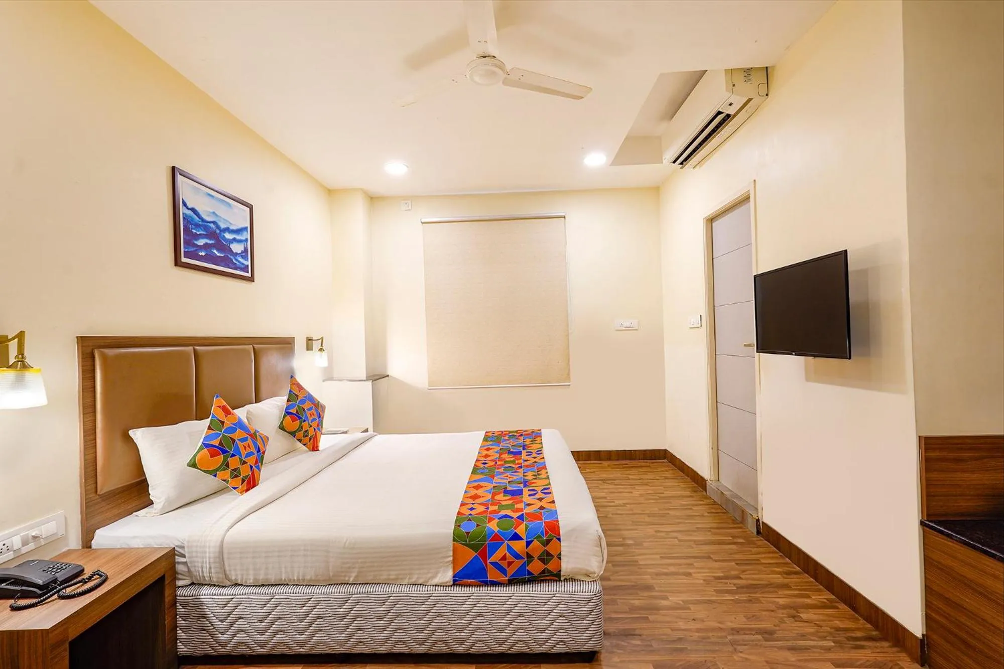 Bed in Treebo Trend Tia Value