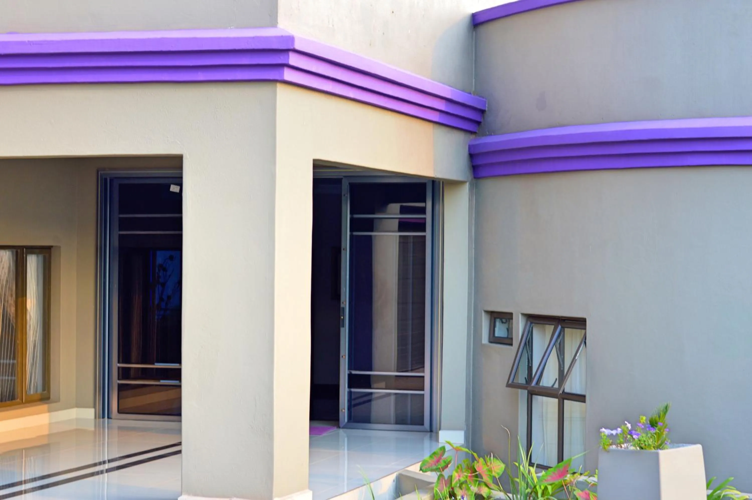Facade/entrance in Rehoboth Mountain Suites