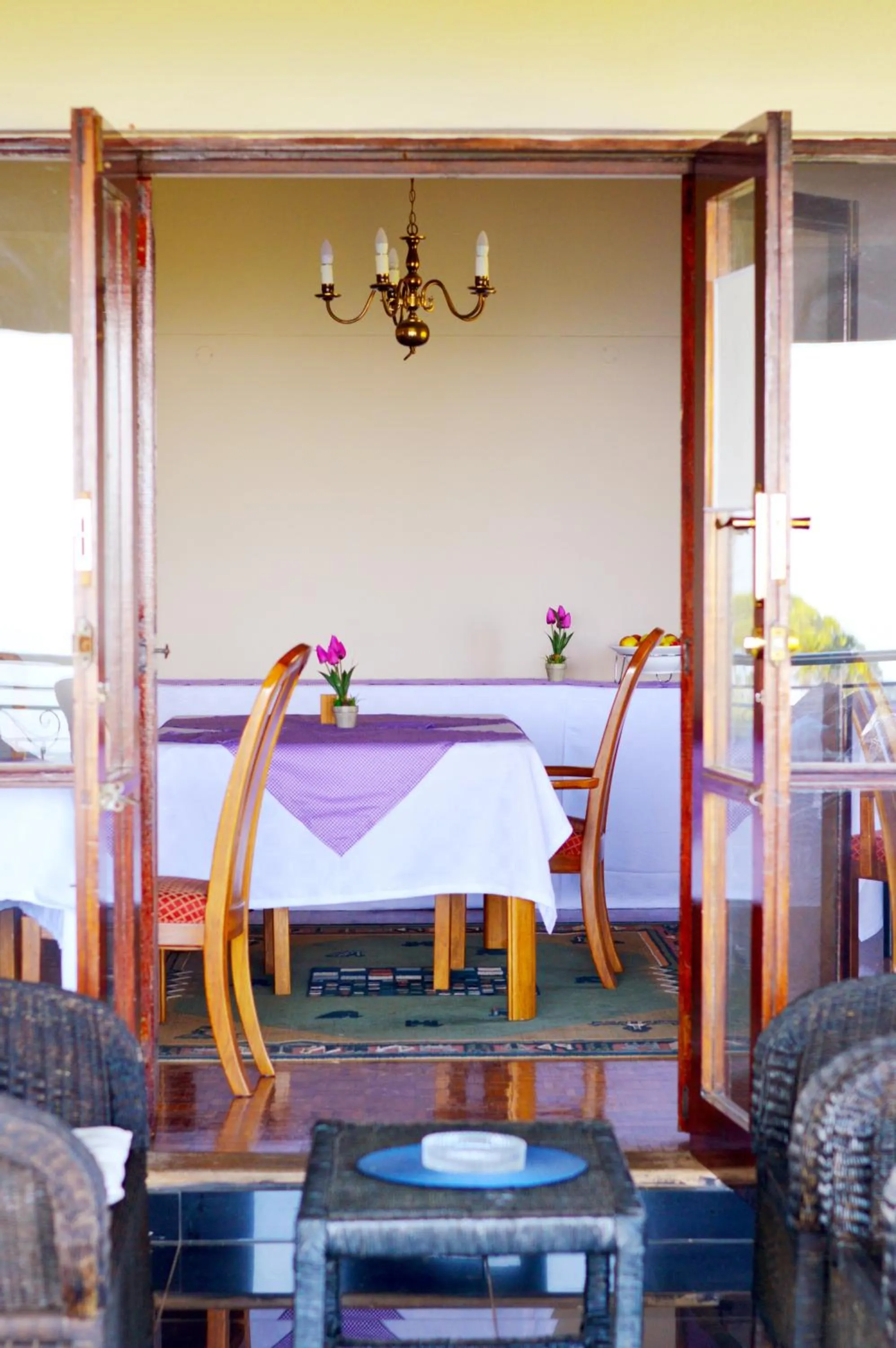 Restaurant/places to eat in Rehoboth Mountain Suites