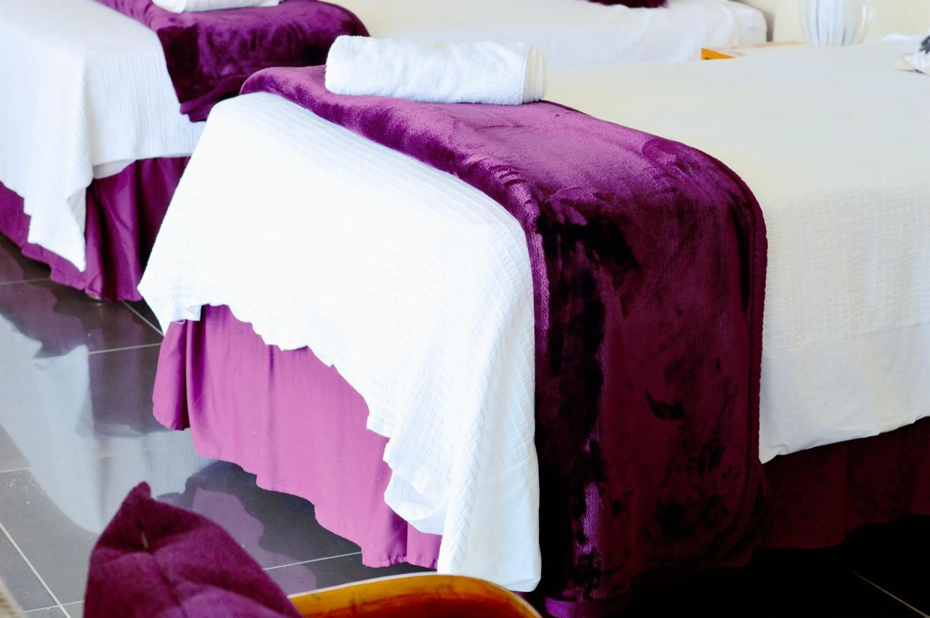 Decorative detail, Bed in Rehoboth Mountain Suites