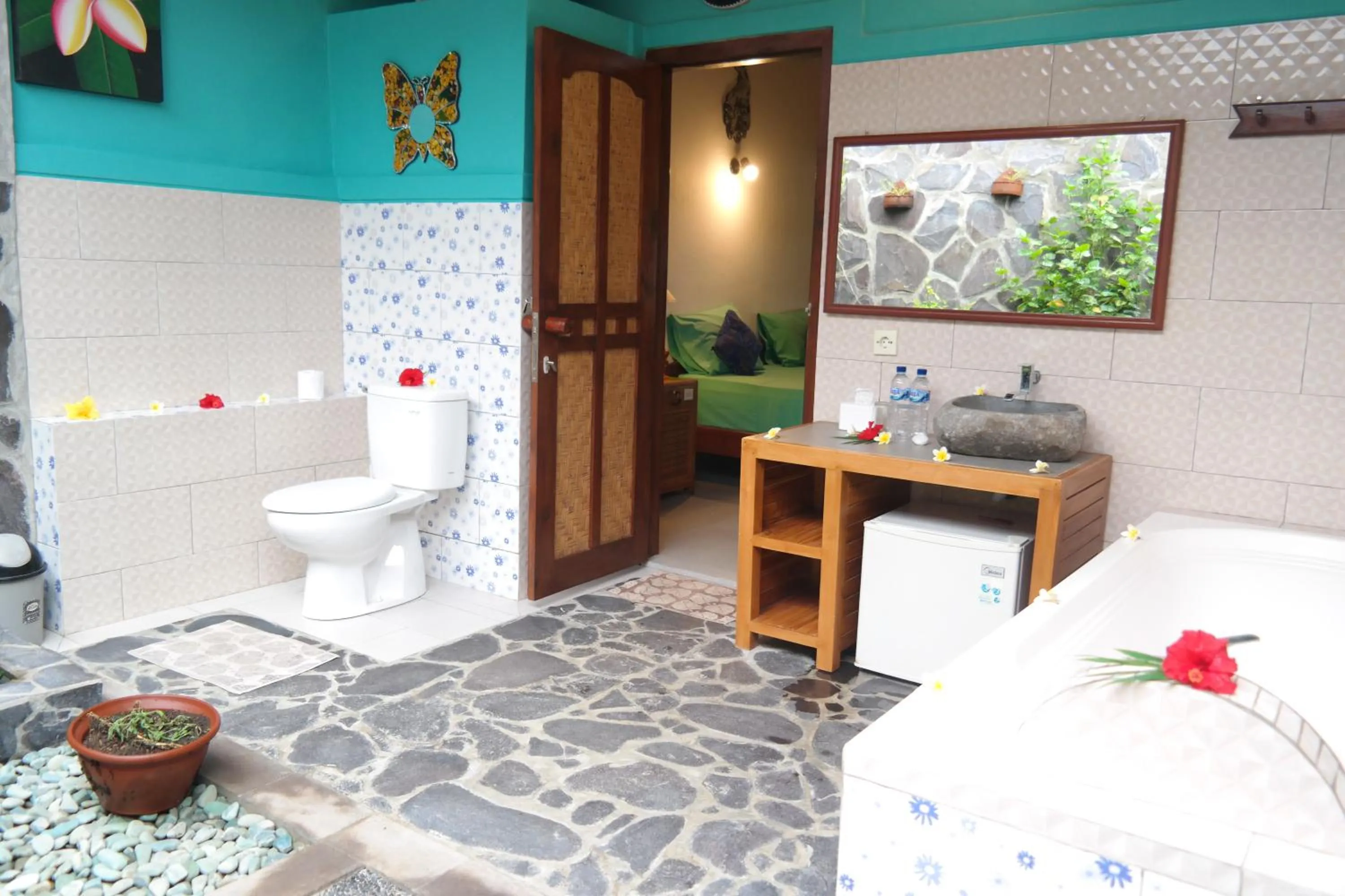 Bathroom in 1000 Dream Bungalow