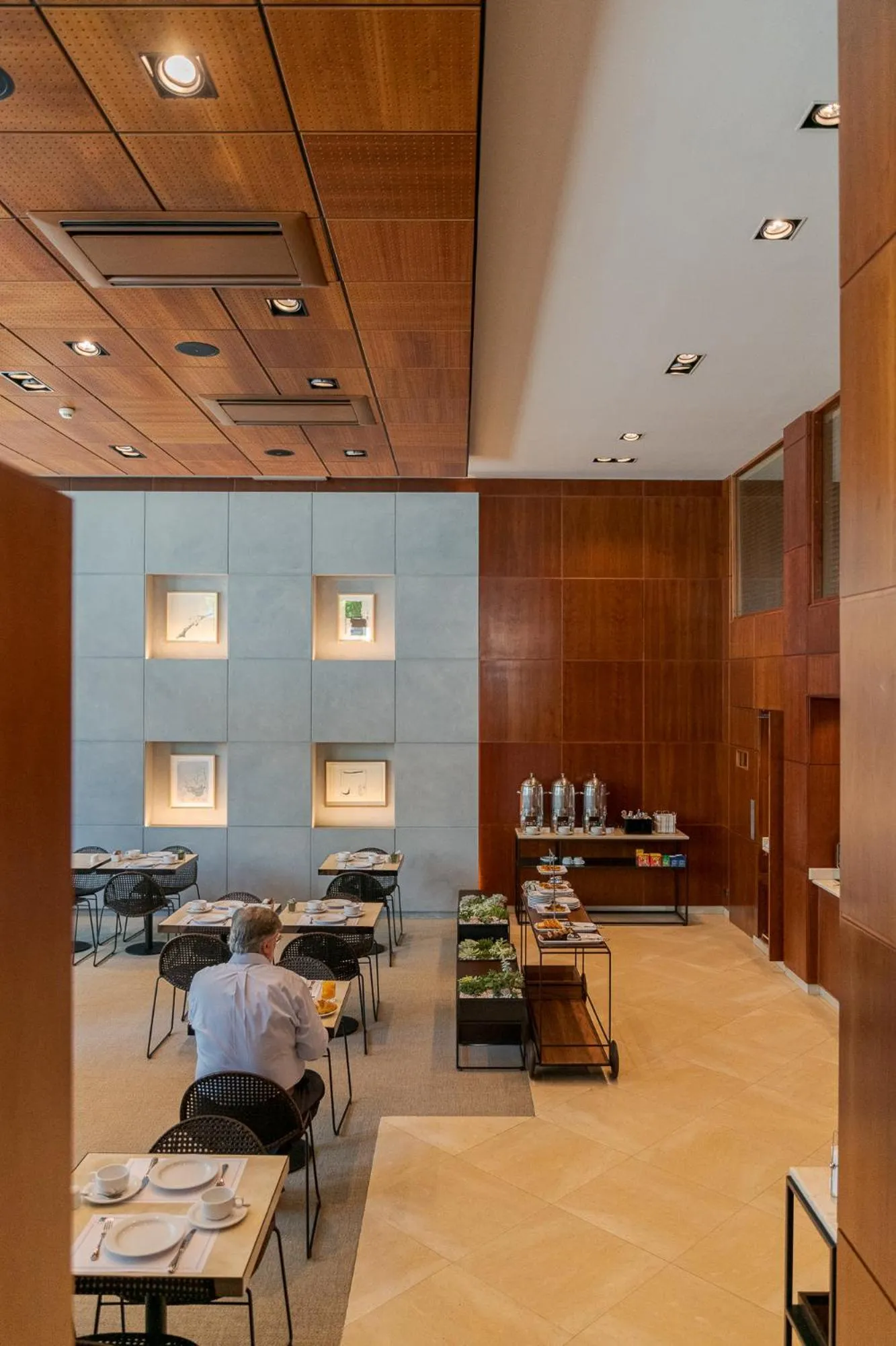 Restaurant/places to eat in Hotel Dom Carlos Liberty