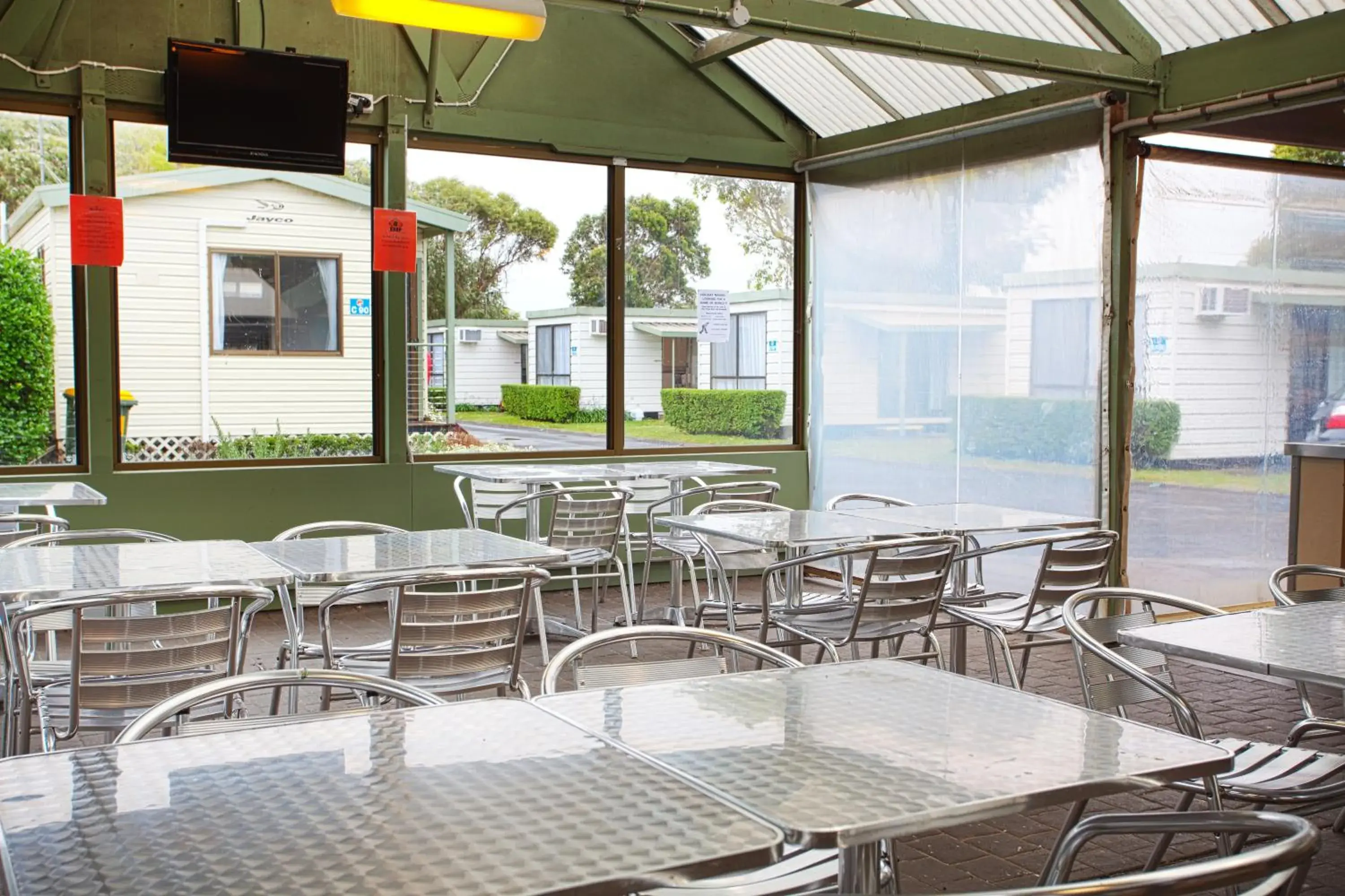 Restaurant/places to eat in Discovery Parks - Warrnambool Restaurant/places to eat in Discovery Parks - Warrnambool