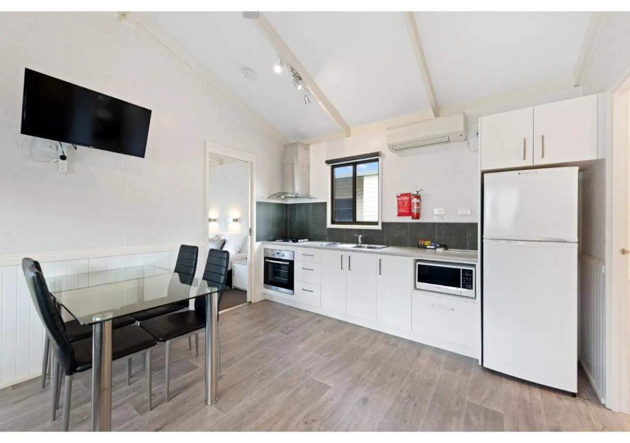 Dining area in Discovery Parks - Warrnambool