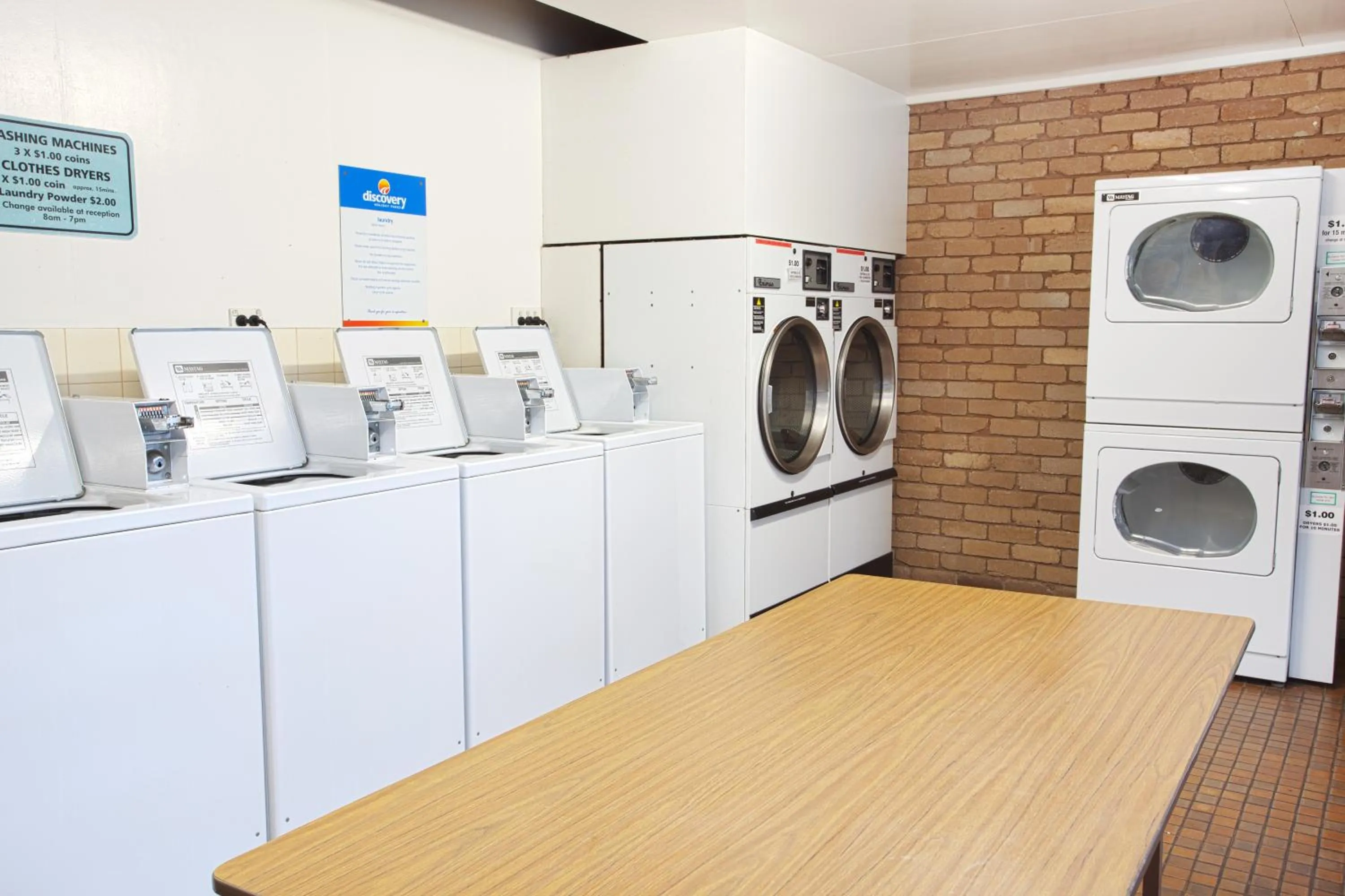 Property building in Discovery Parks - Warrnambool