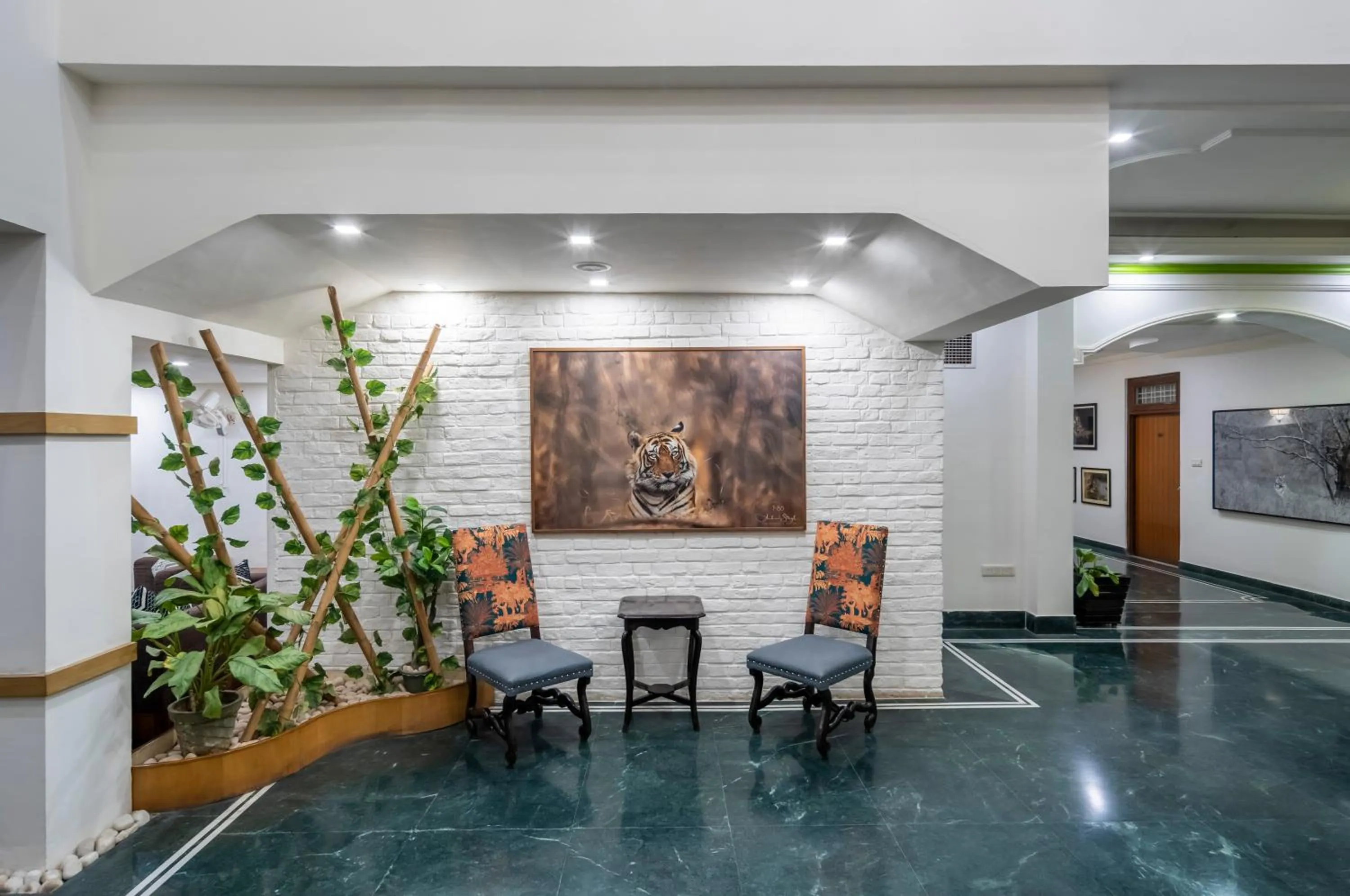 Seating area in Hotel Ranthambore Regency