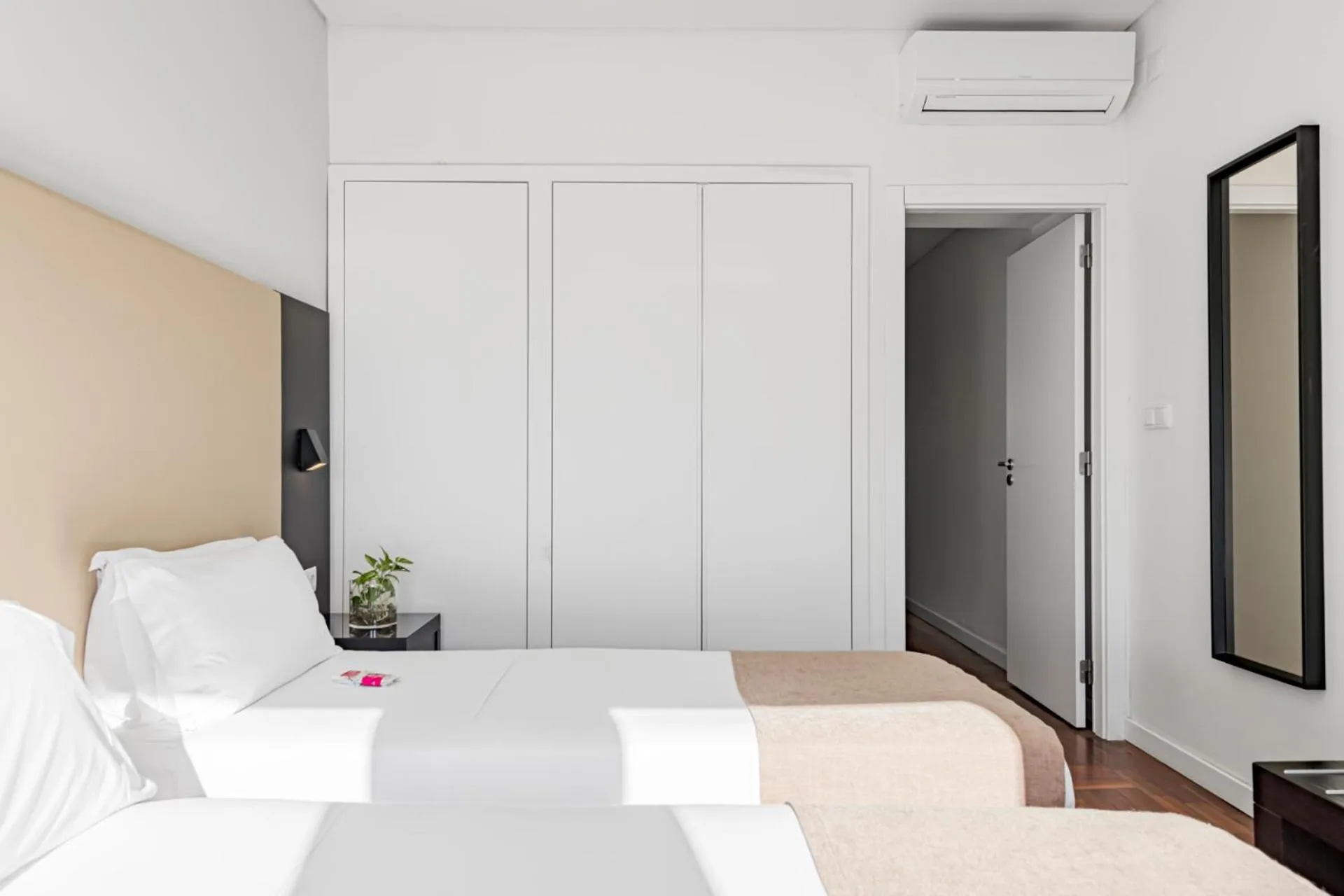 Bed in Lisboa Central Park Hotel Suites & Studios