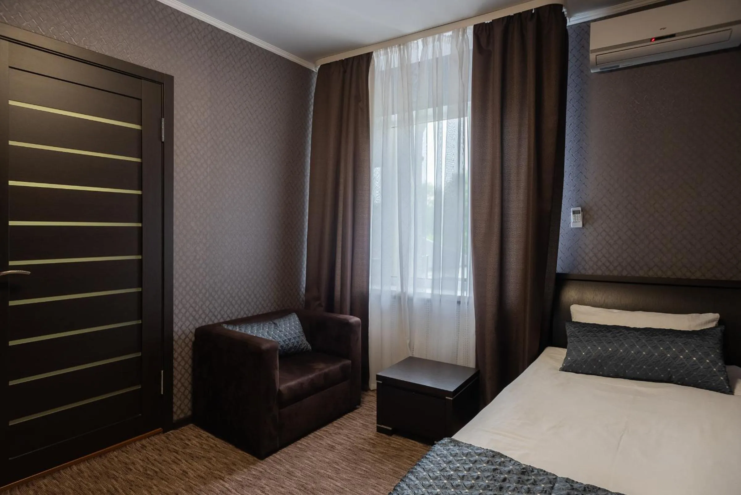 Standard Single Room in Rhombus Hotel