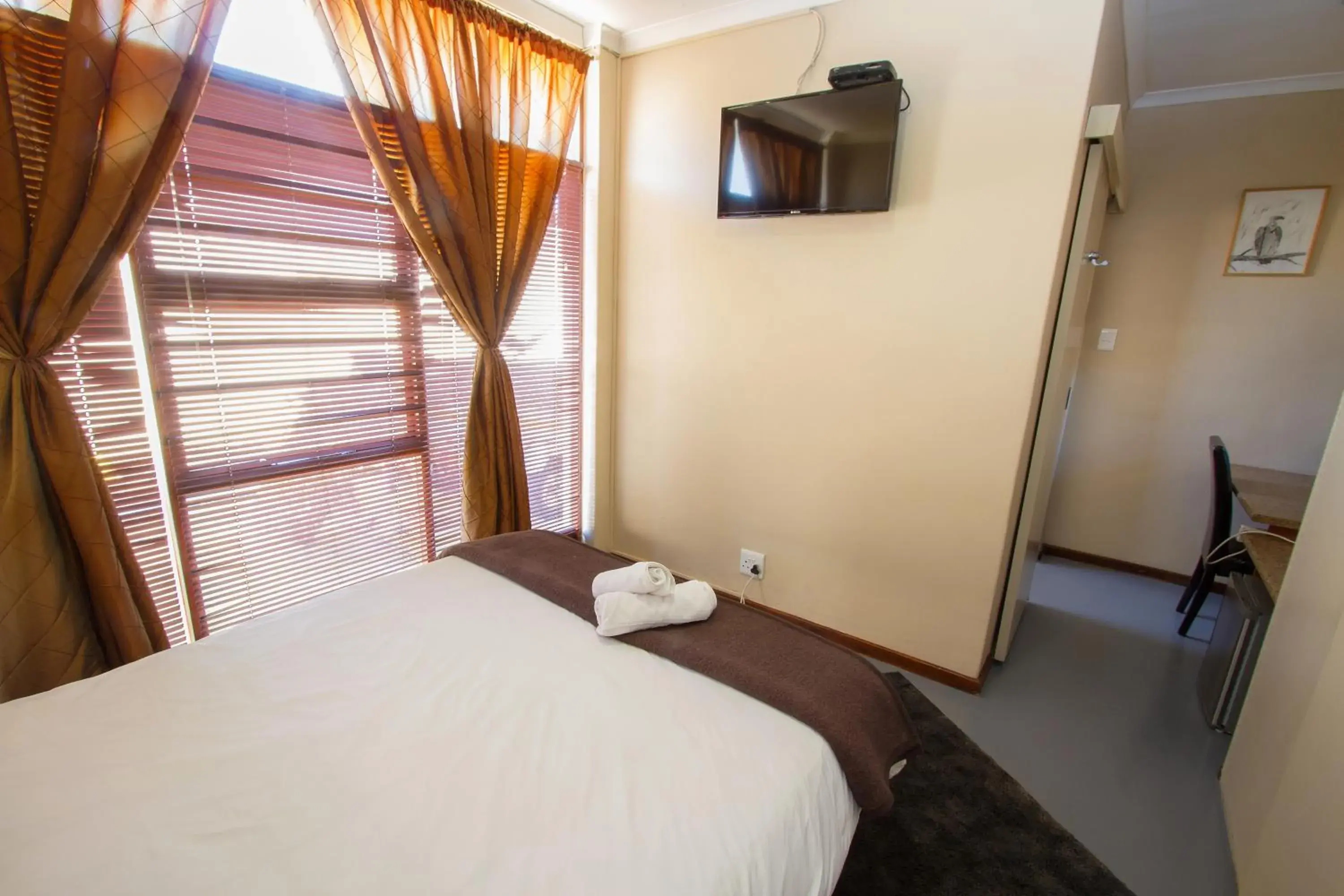 Photo of the whole room, Bed in Ramasibi Guest Services Photo of the whole room, Bed in Ramasibi Guest Services