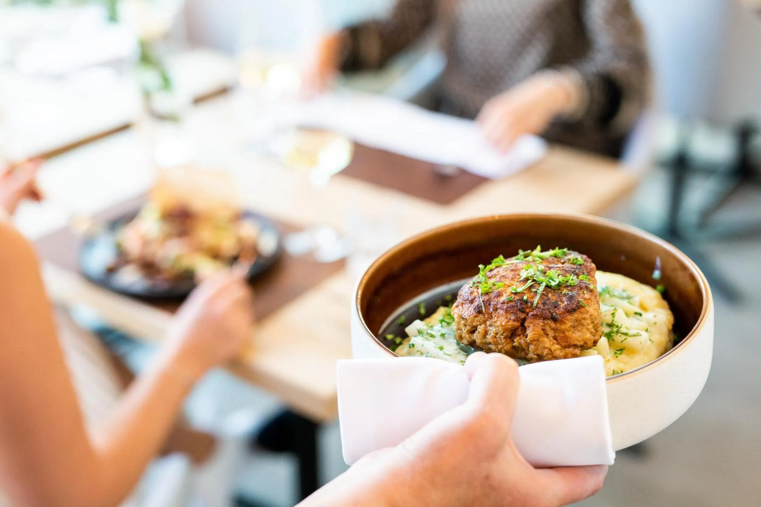 Food and drinks in Schwan und Post Business Quarters