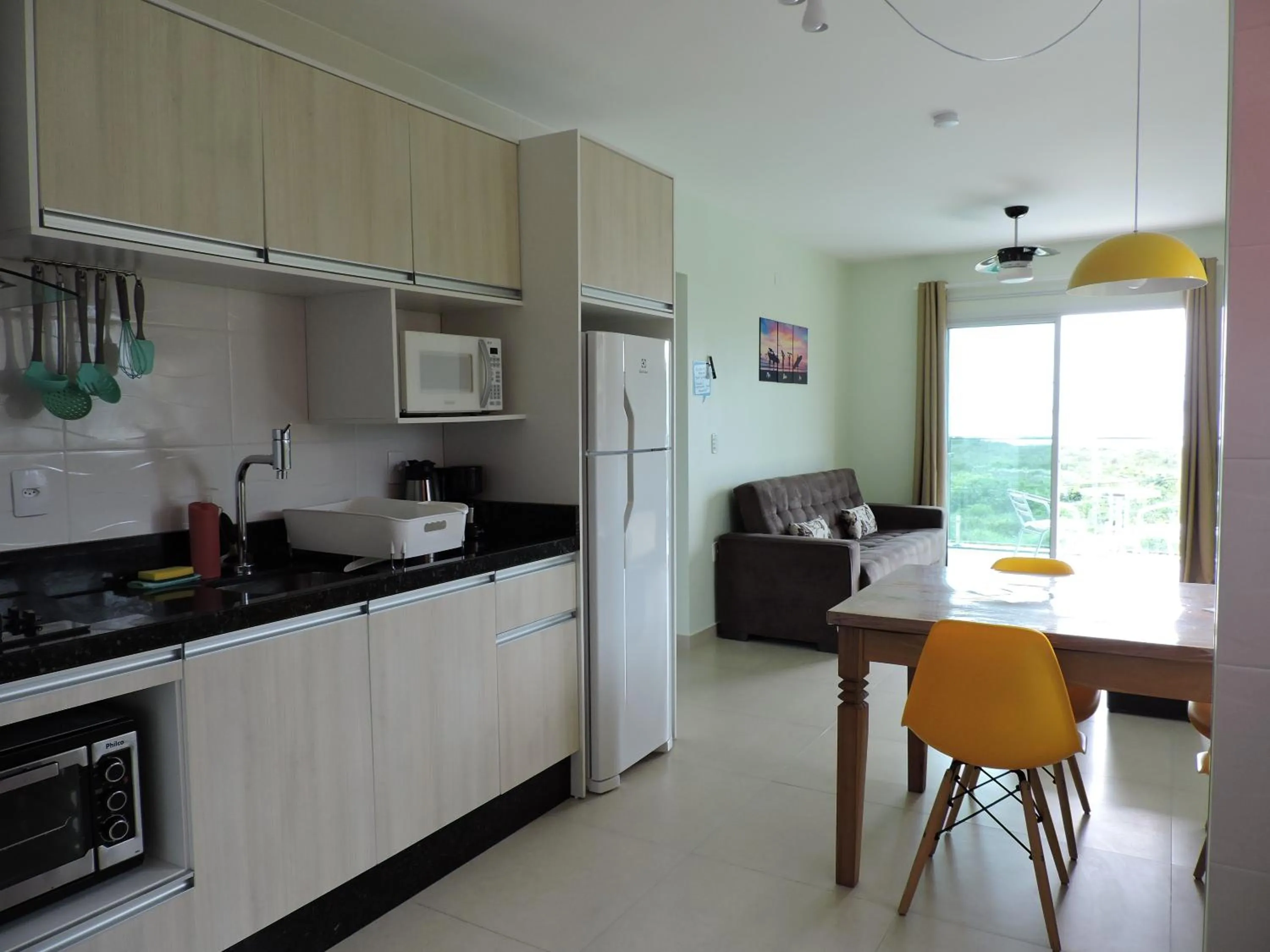 Kitchen or kitchenette in Beira Mar Village