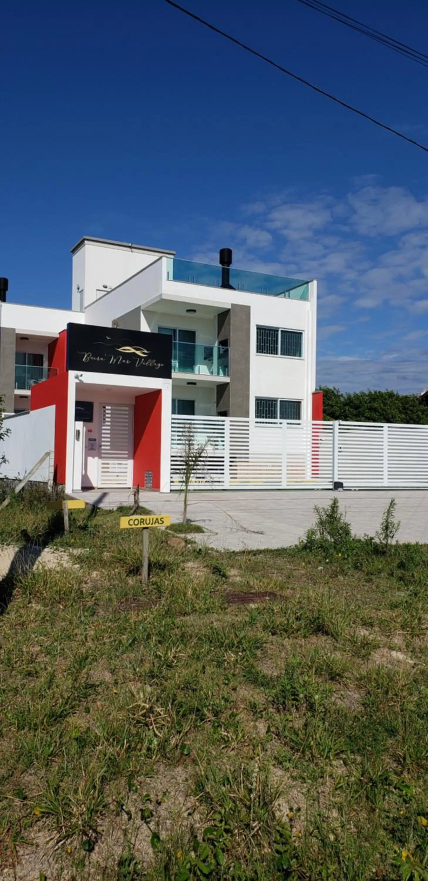 Property building in Beira Mar Village