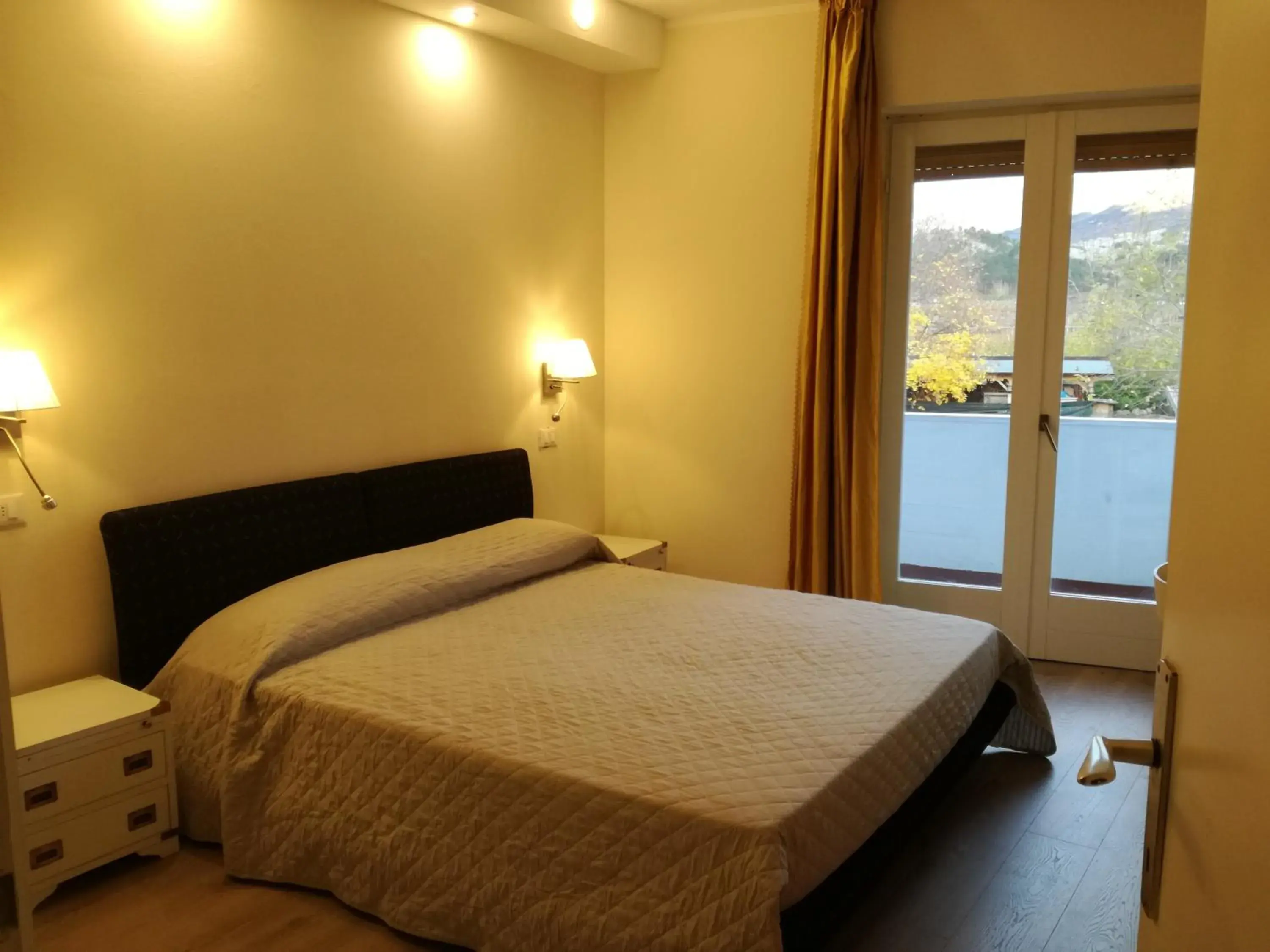 Double Room with Mountain View - Dependence in Aktiv Hotel Eden Double Room with Mountain View - Dependence in Aktiv Hotel Eden