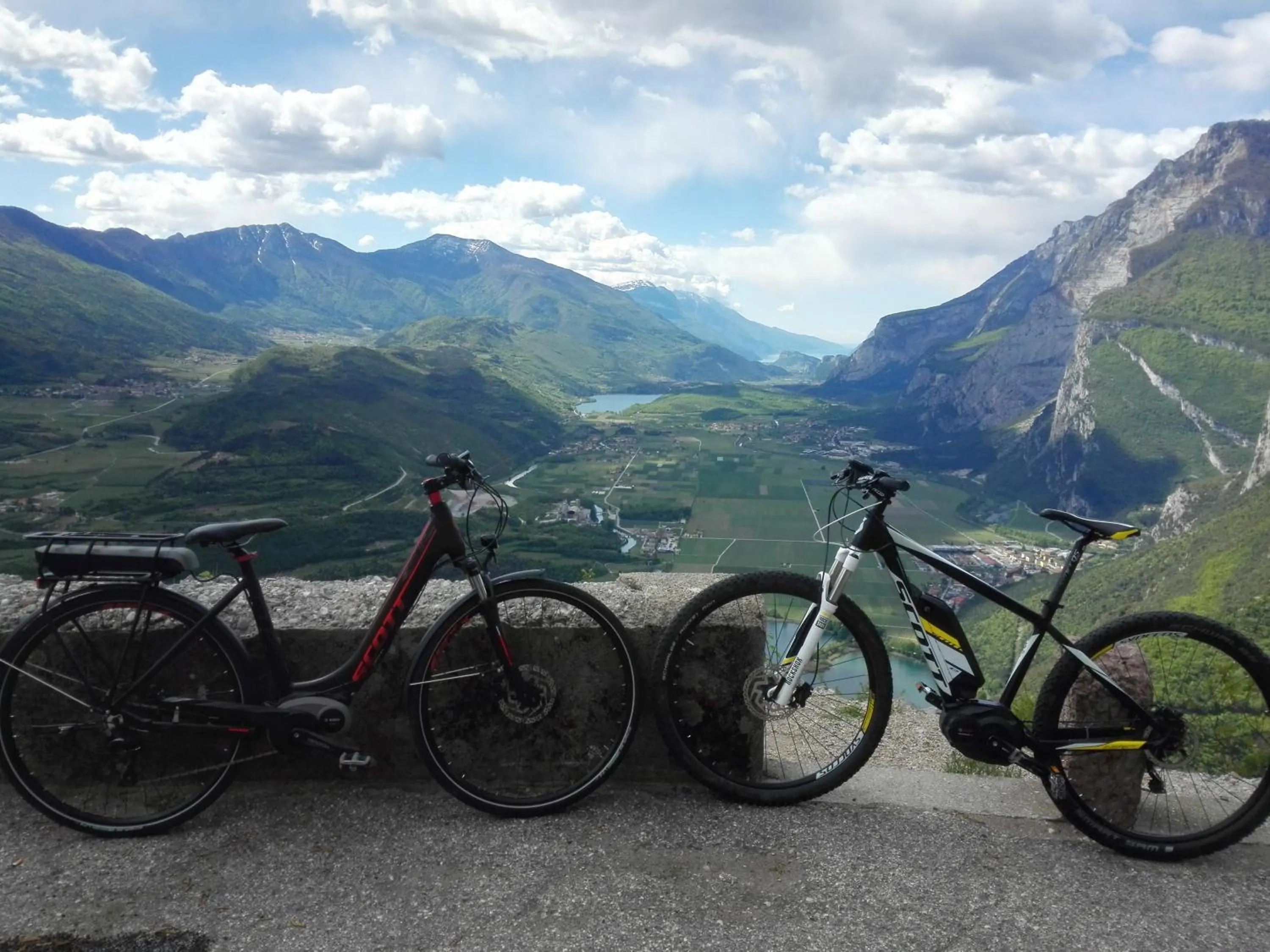 Hiking in Hotel Vezzano