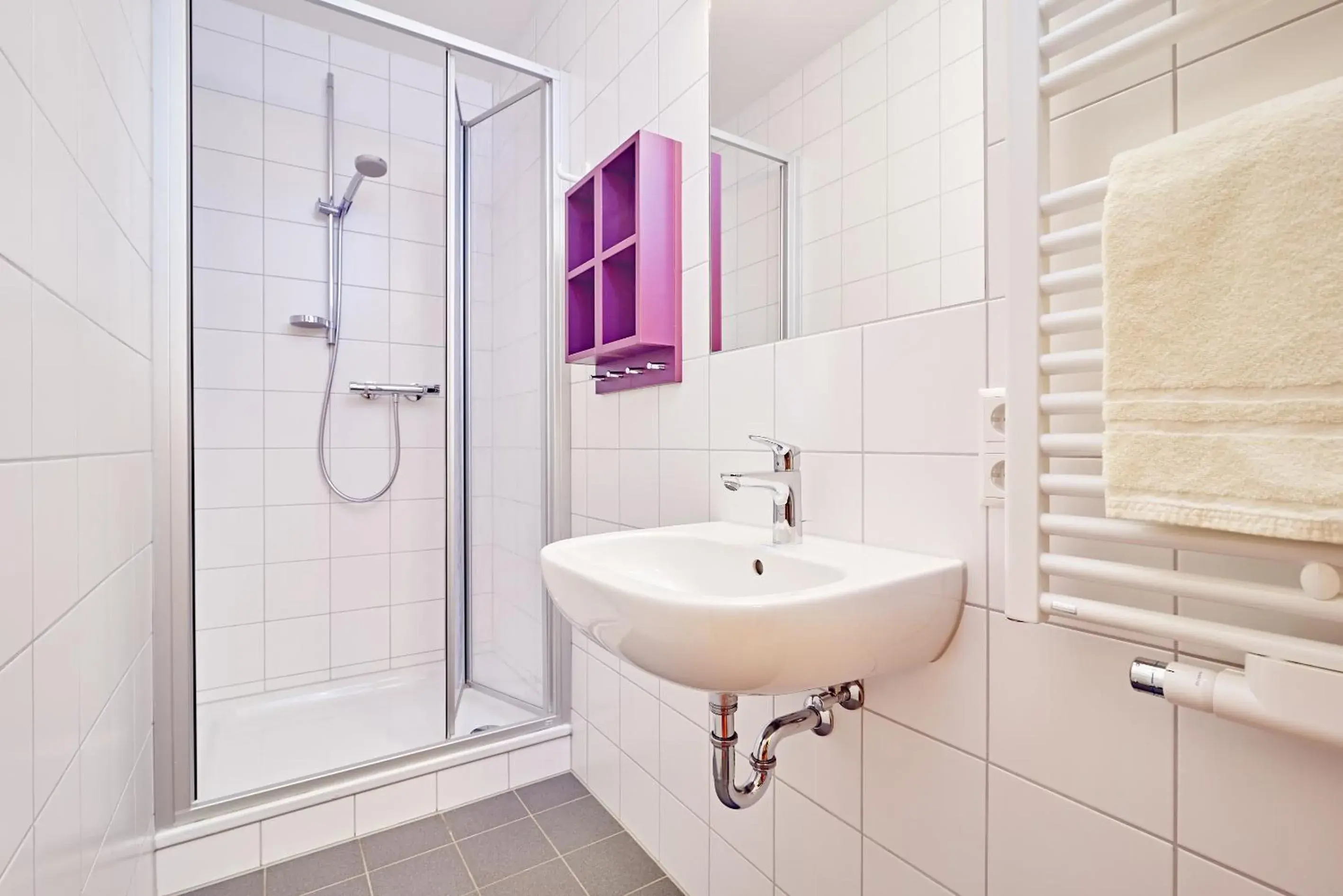 Twin Room with Private Bathroom in DJH Jugendherberge Hagen Twin Room with Private Bathroom in DJH Jugendherberge Hagen