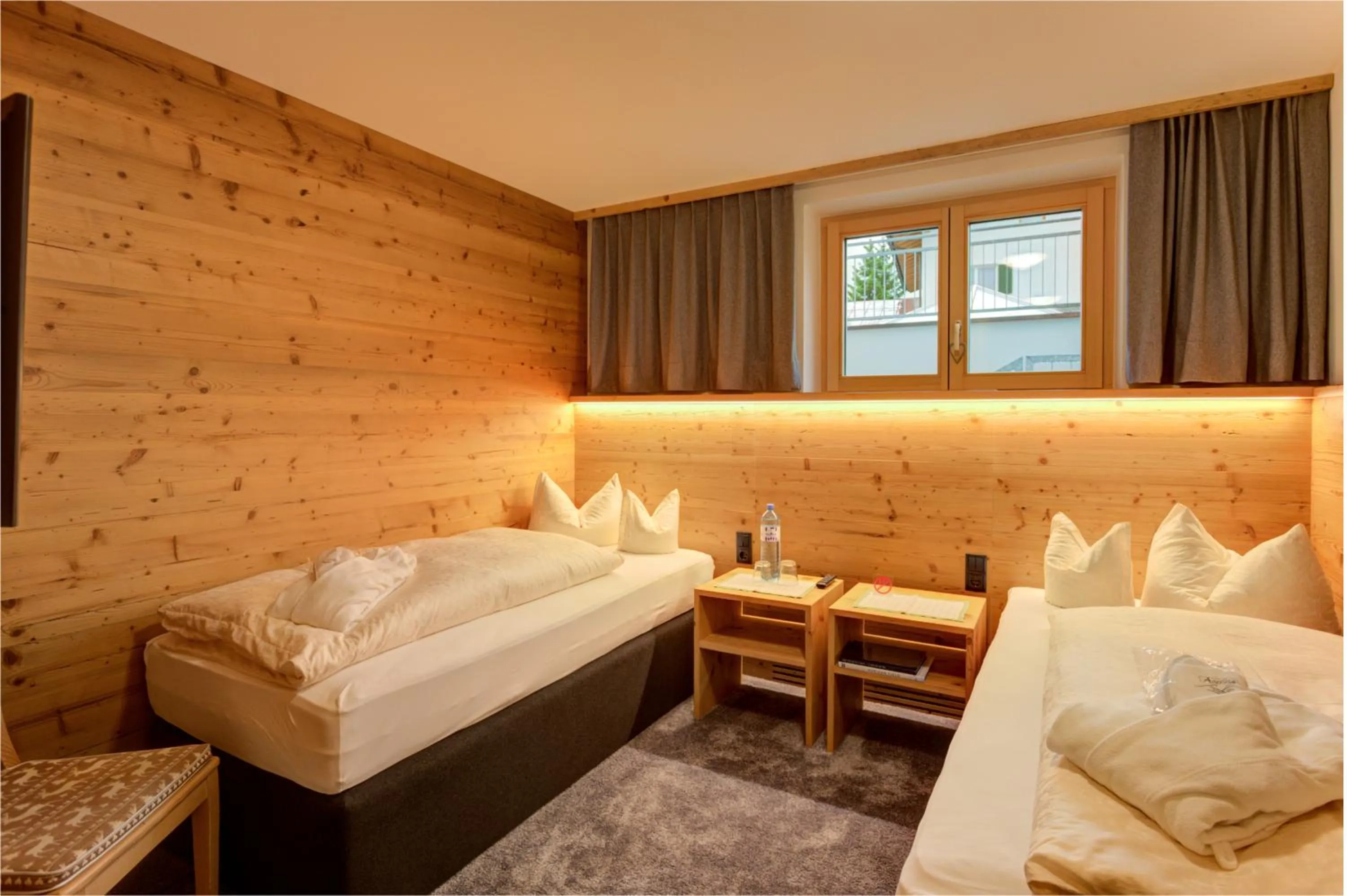 Bed in Hotel Acerina Superior