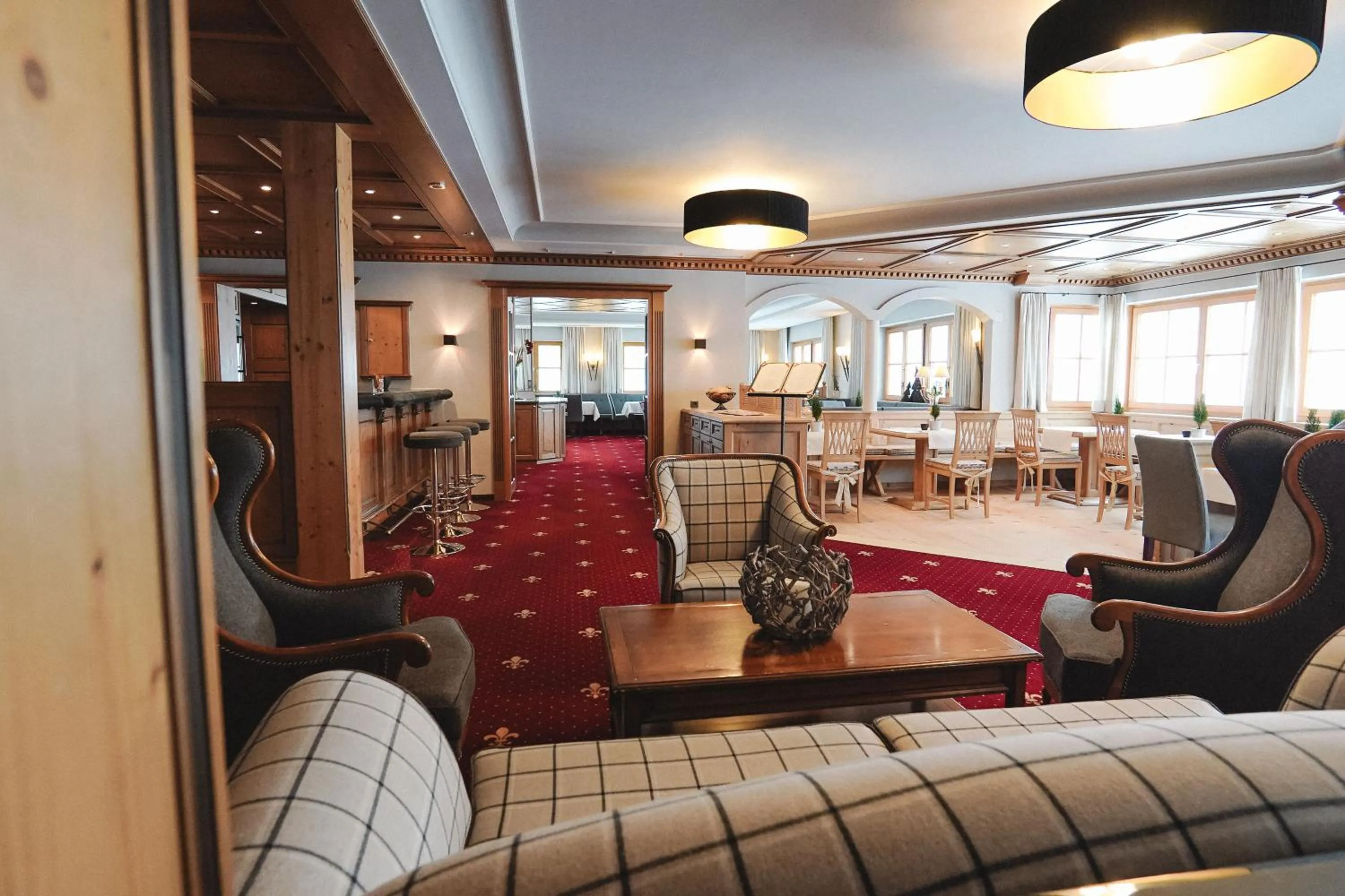 Restaurant/places to eat in Hotel Acerina Superior