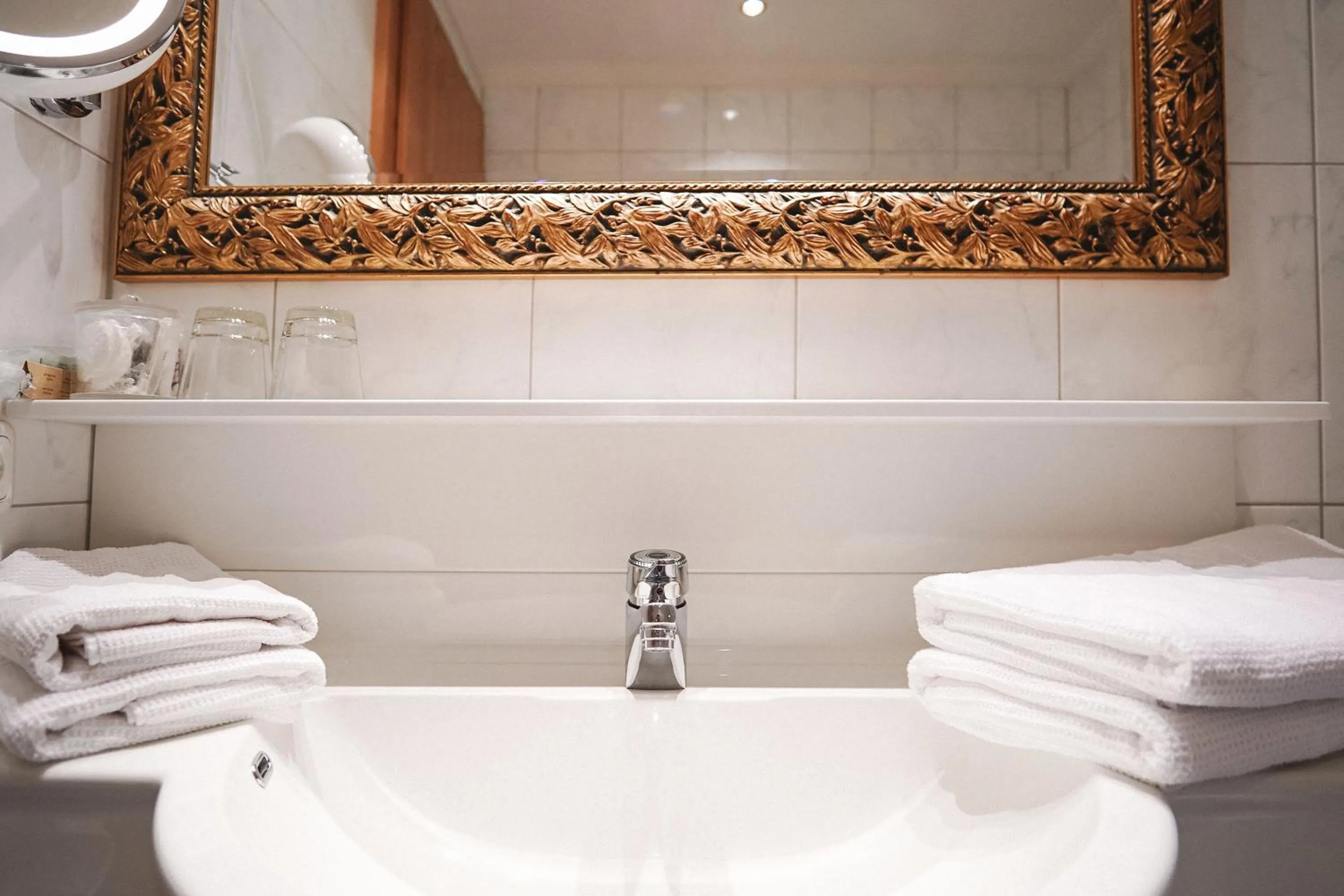 Bathroom in Hotel Acerina Superior