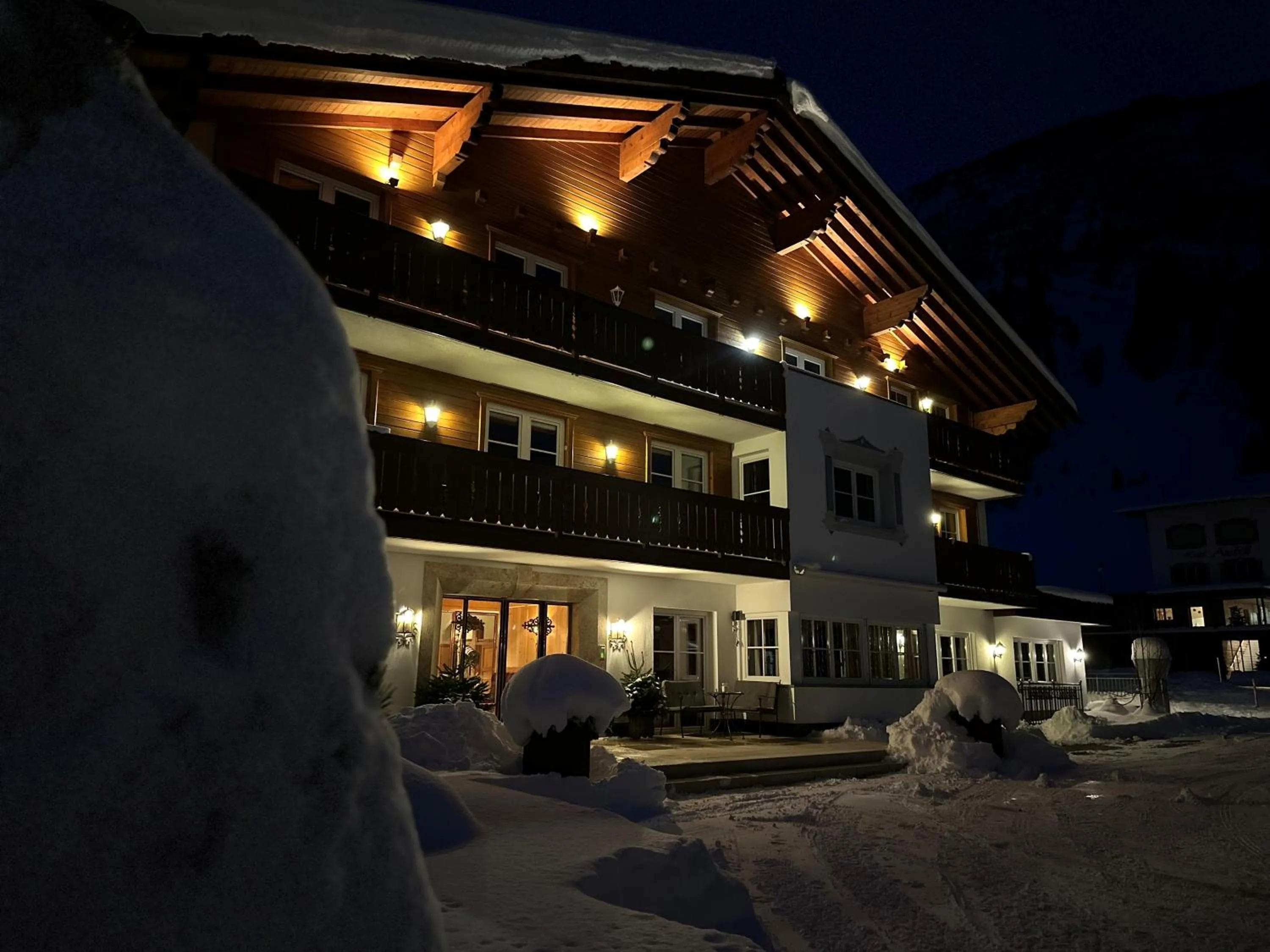 Property building in Hotel Acerina Superior