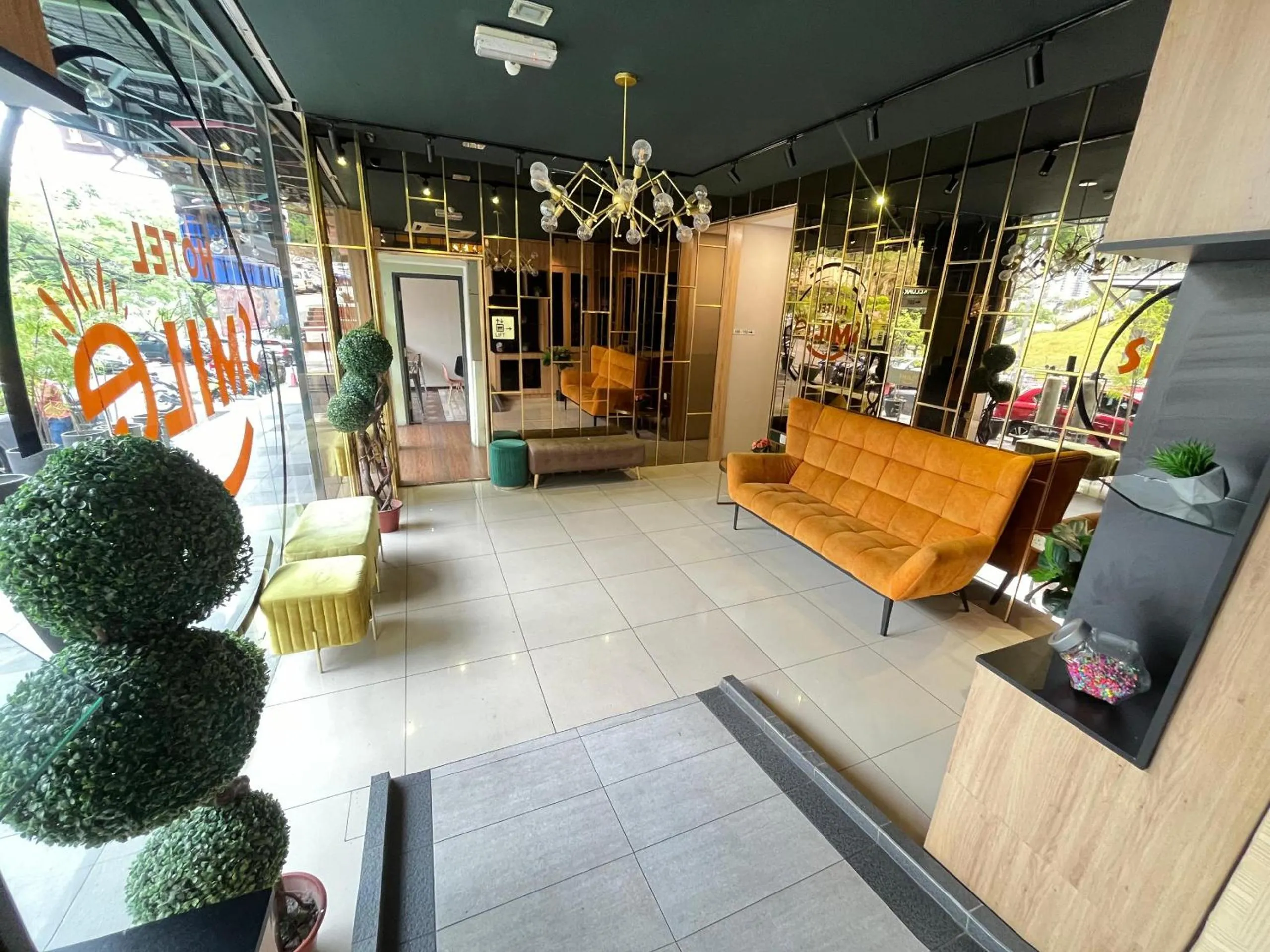 Smile Hotel Wangsa Maju