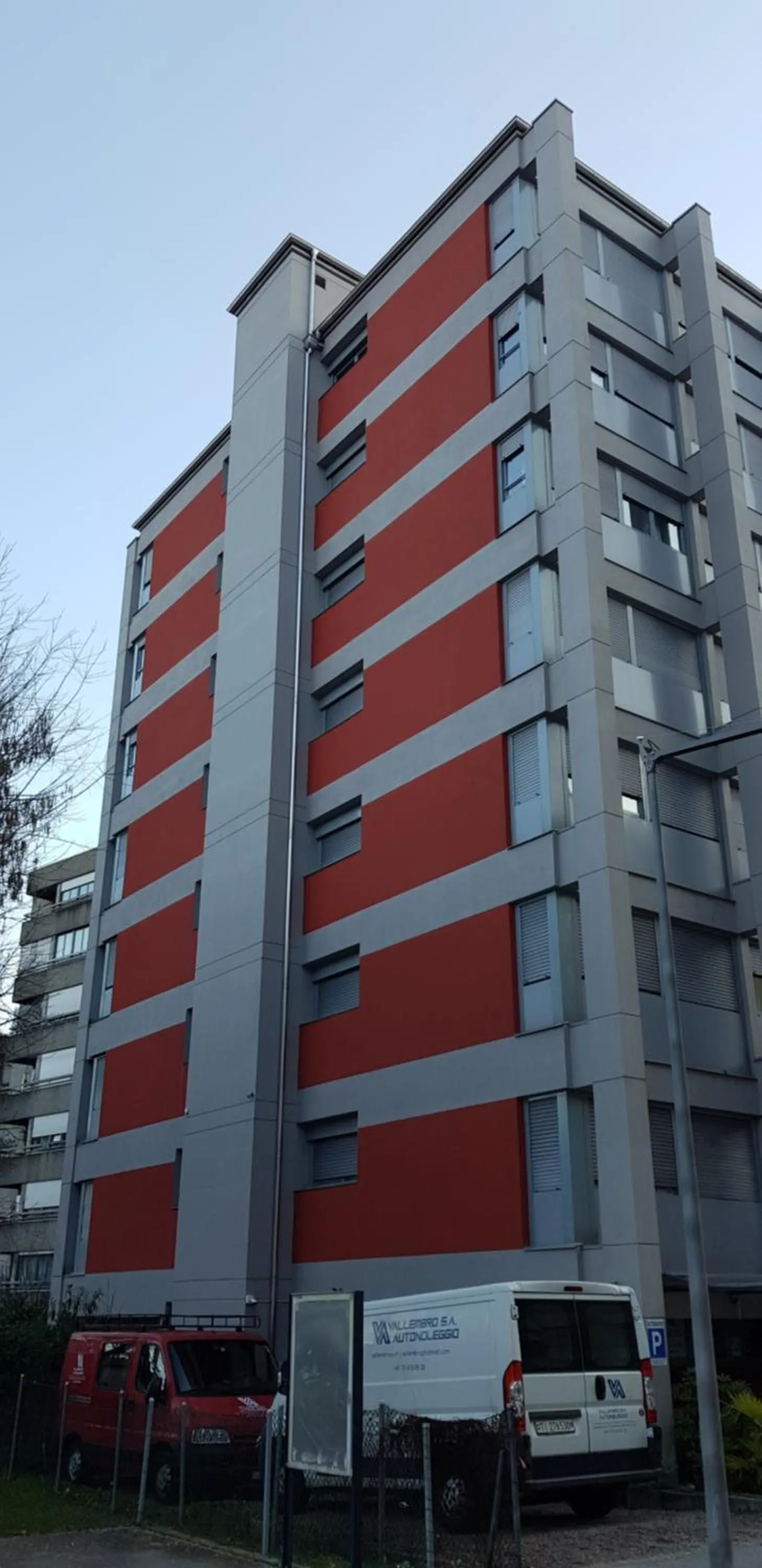 Property building in Residence Tell