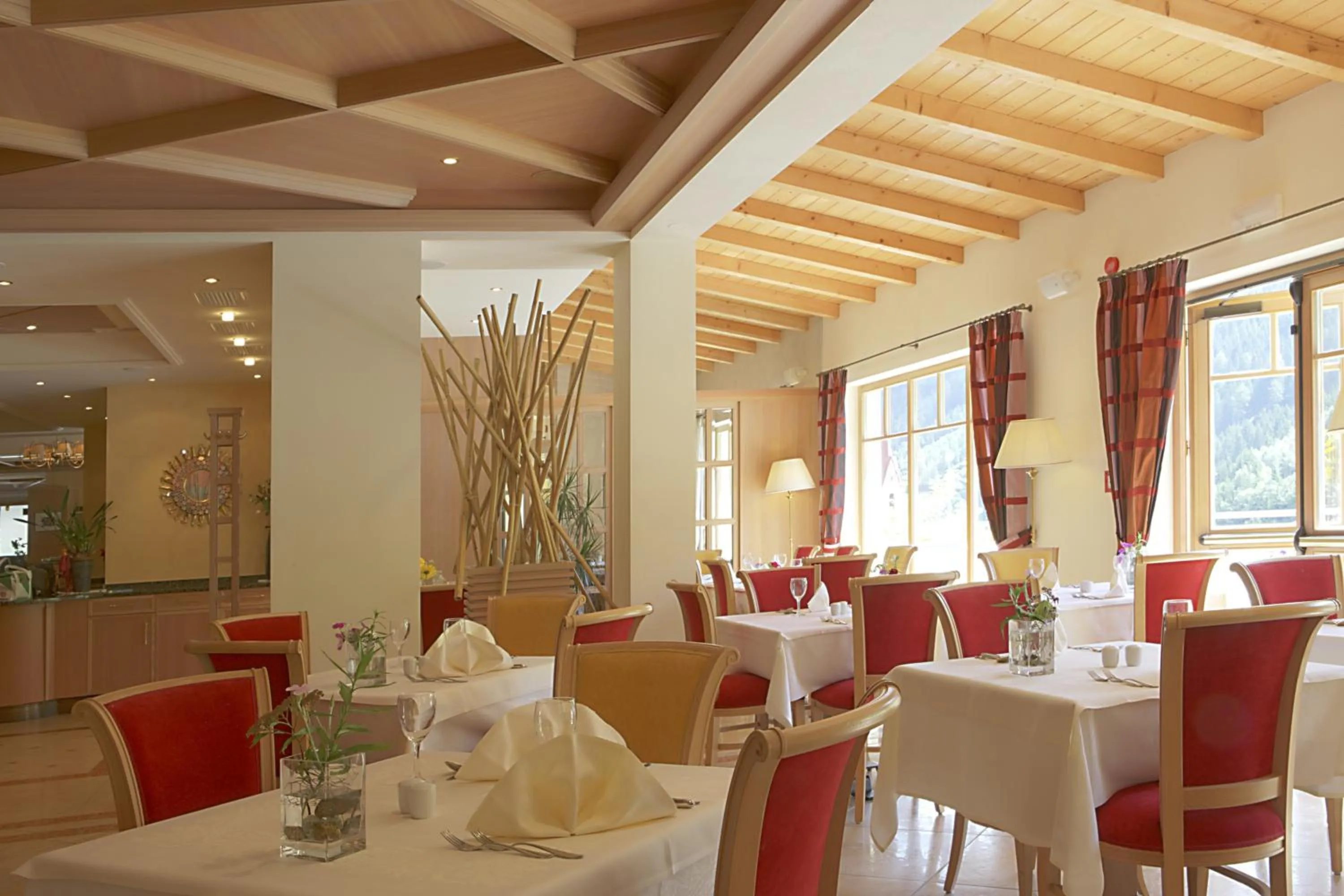 Restaurant/places to eat in Hotel Seeber