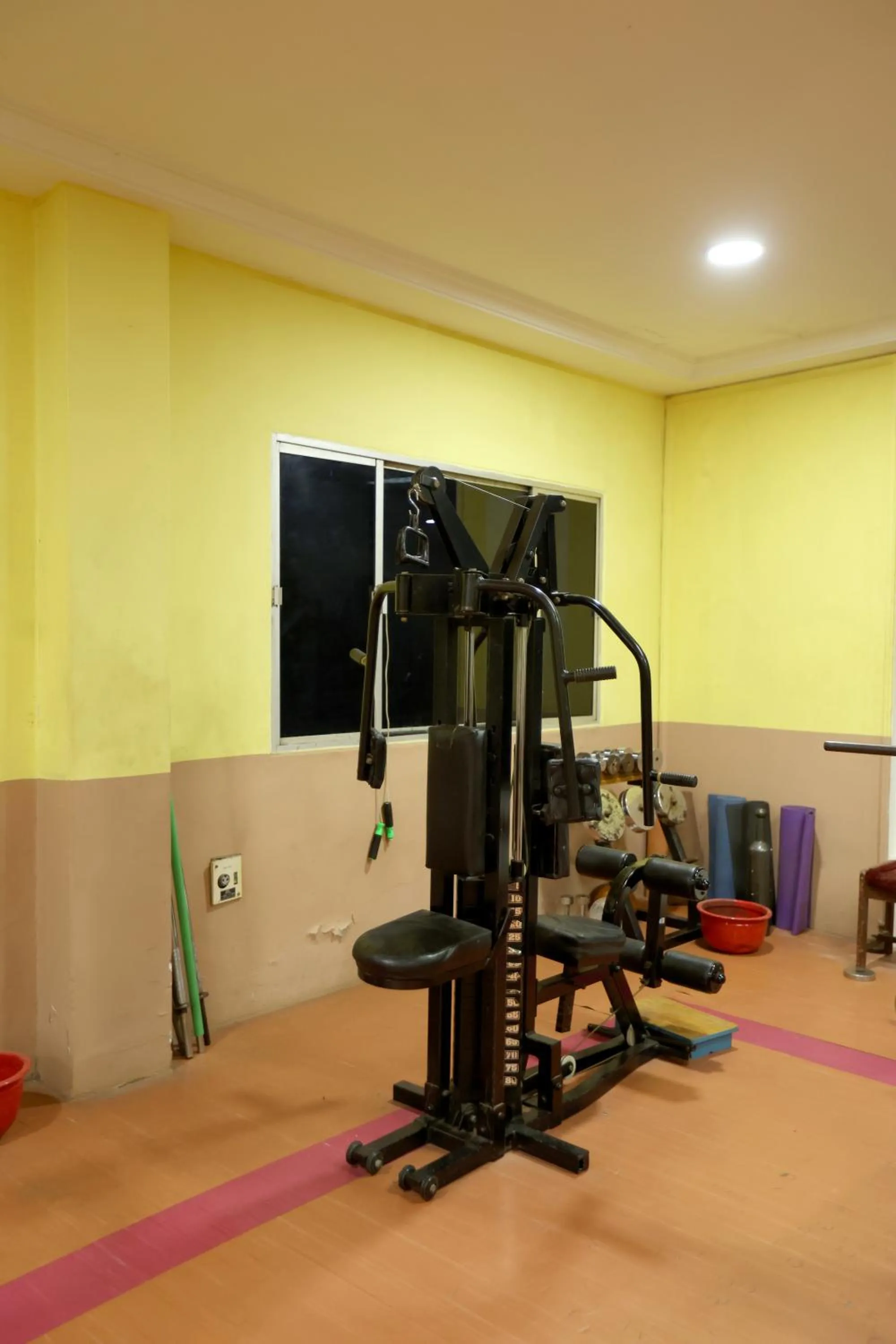 Fitness centre/facilities in Breeze Residency
