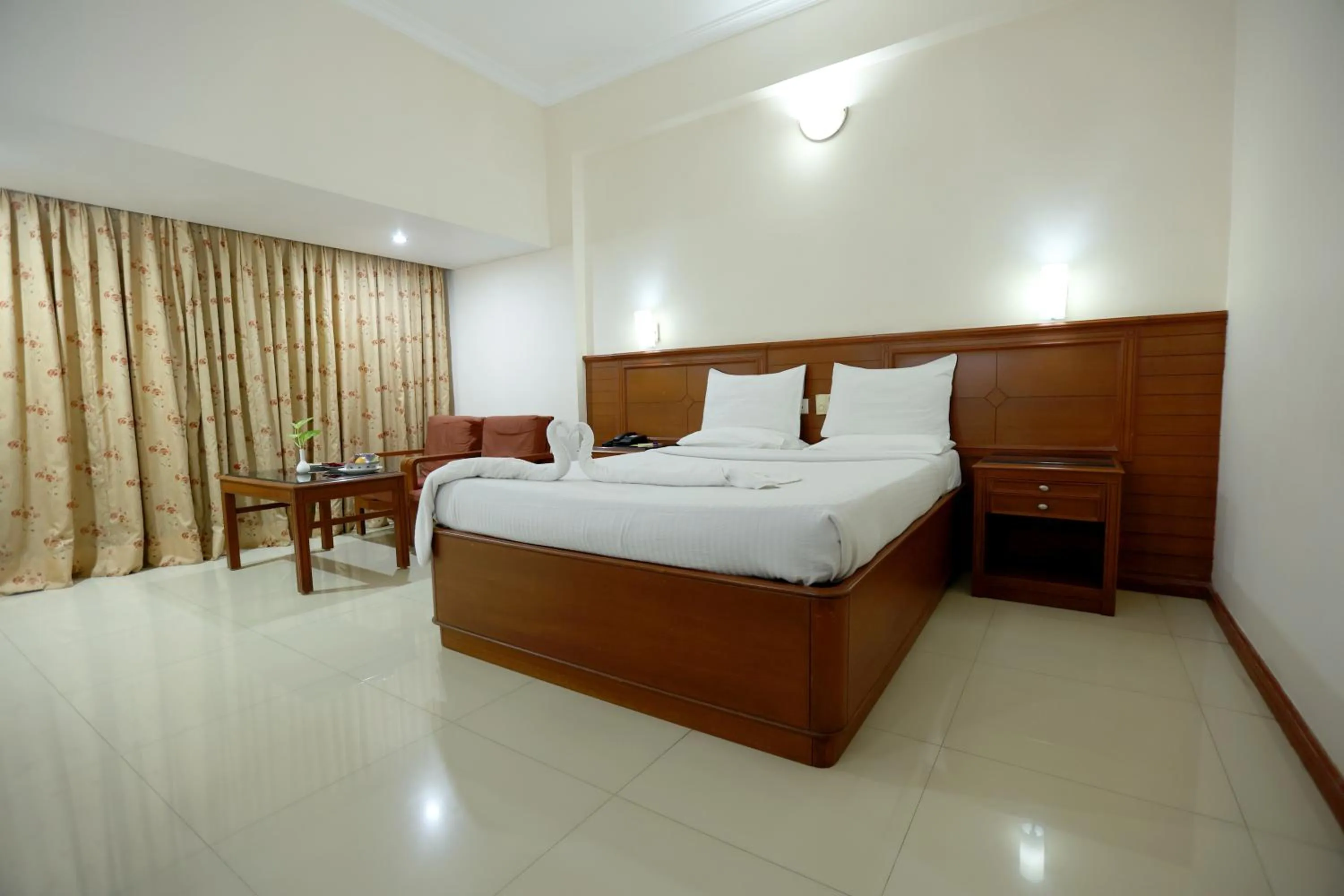 Bed in Breeze Residency