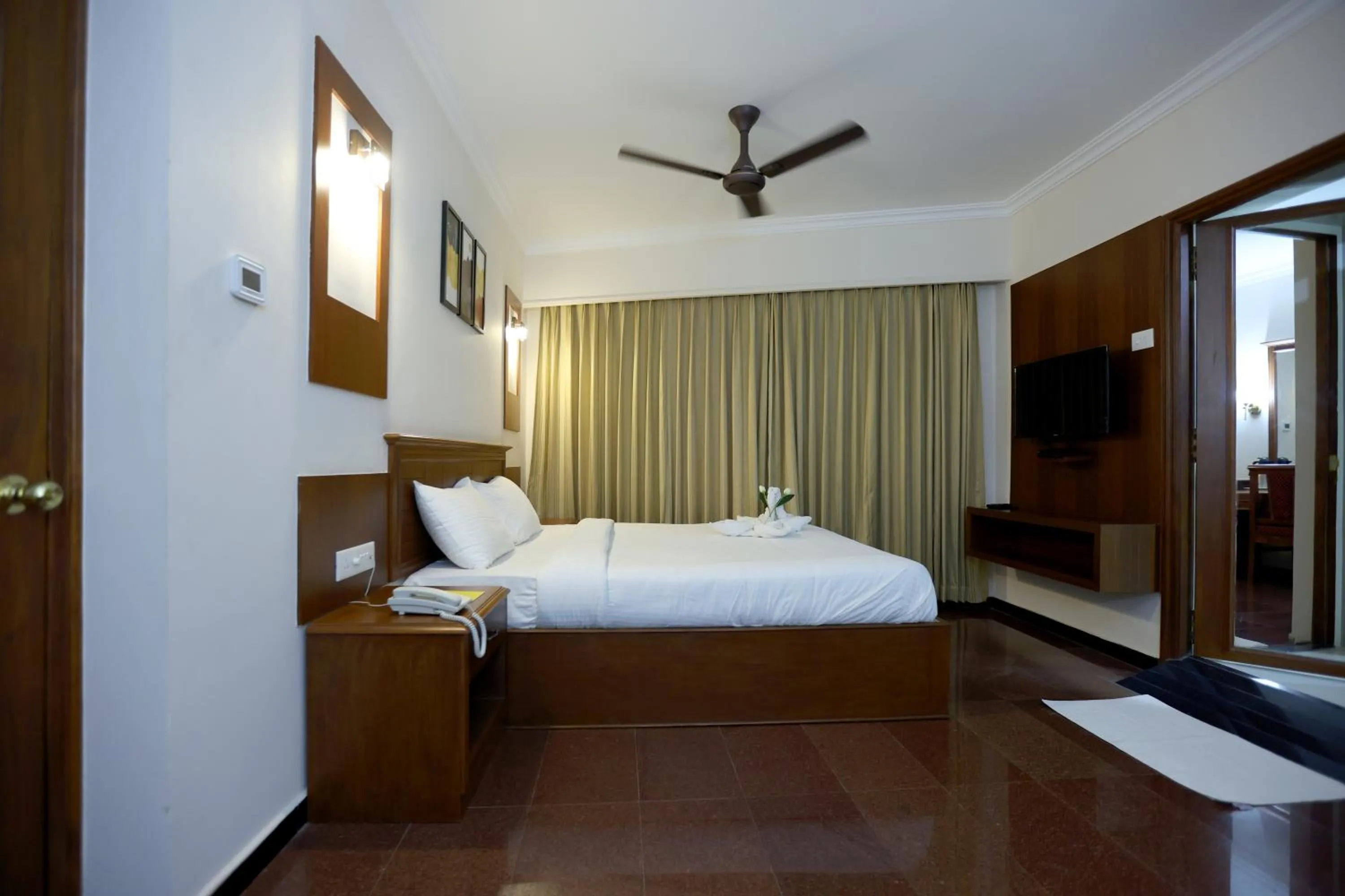 Bedroom, Bed in Breeze Residency