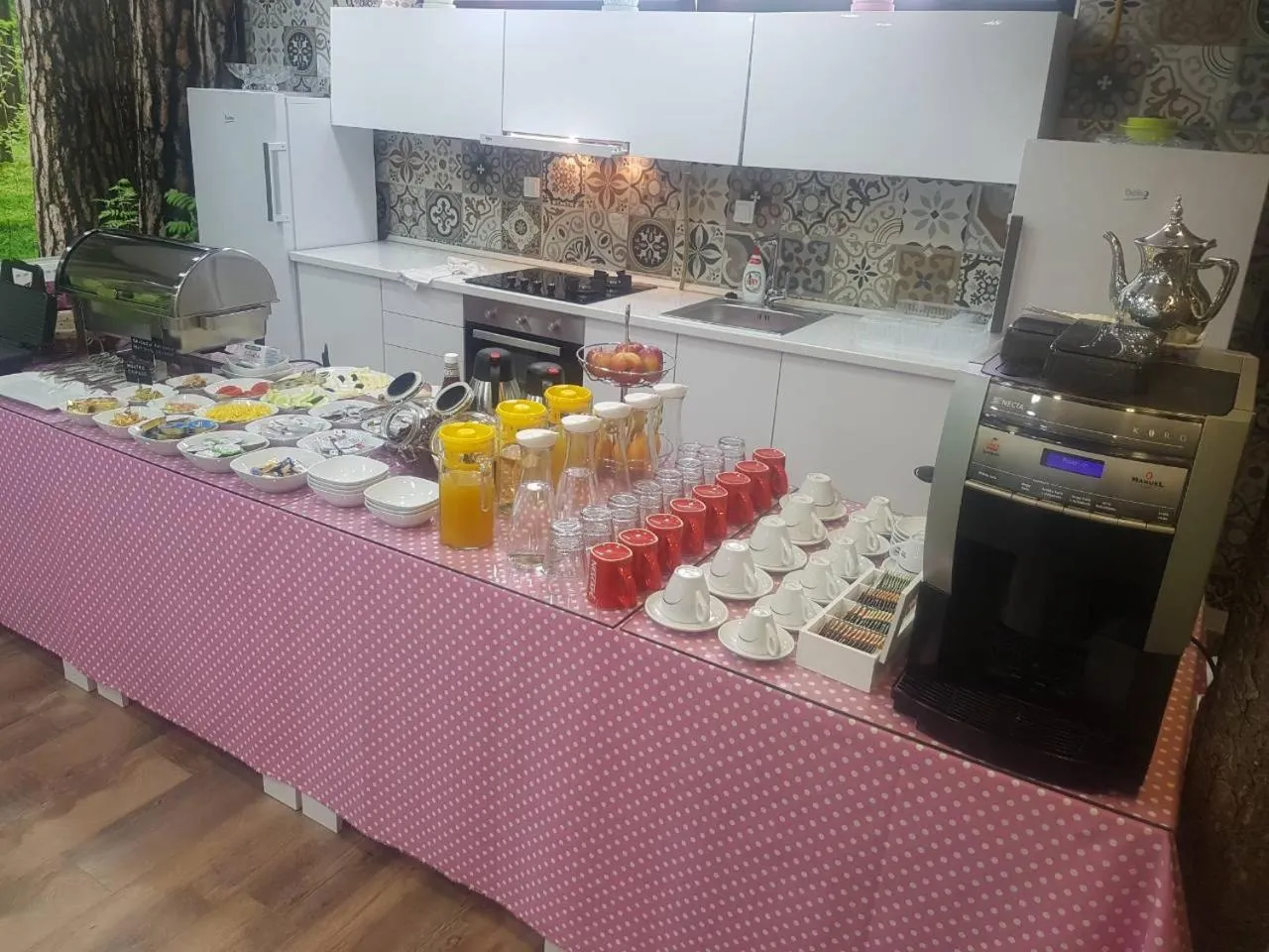 Breakfast in Apart Hotel Family