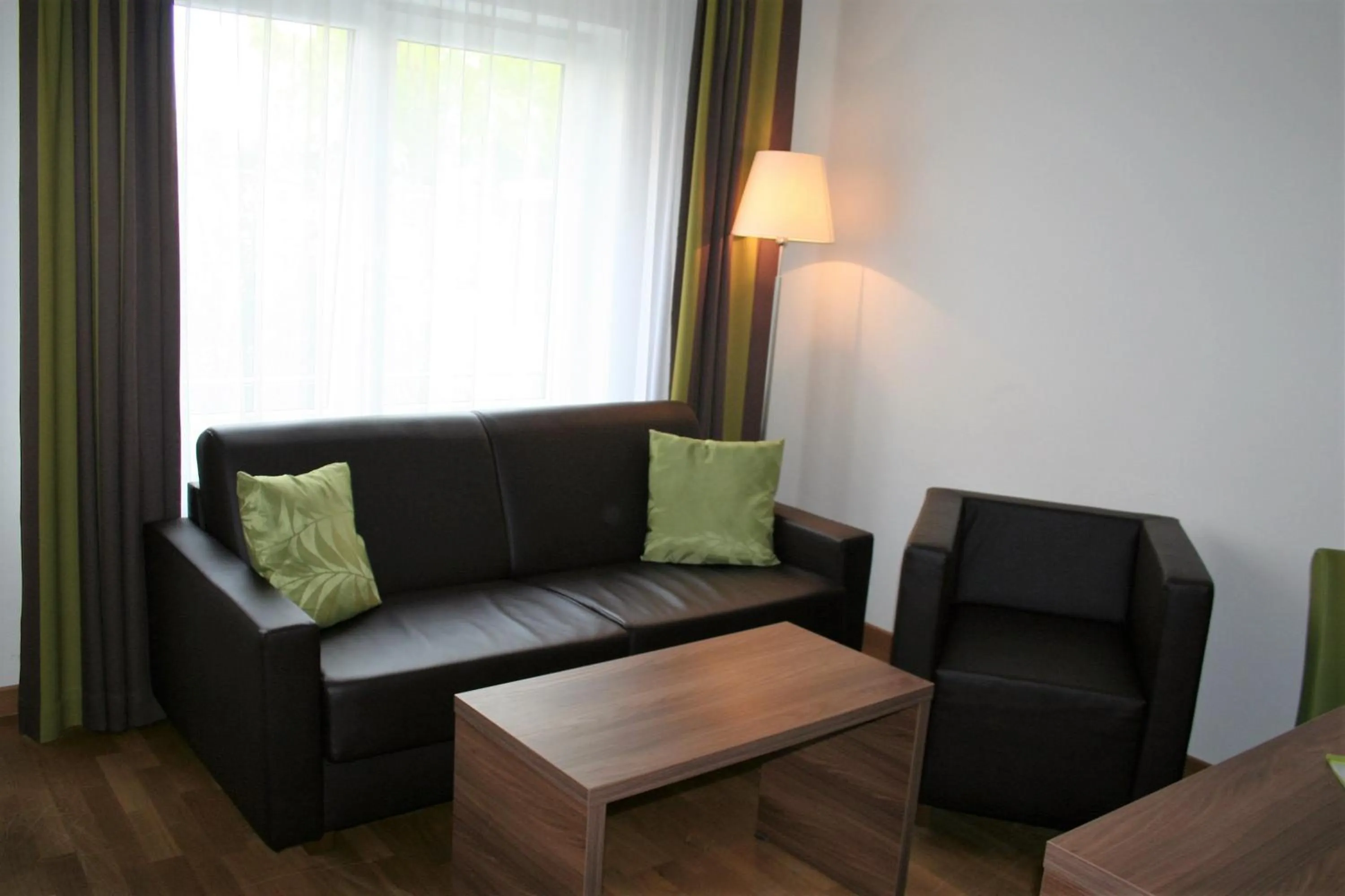 Seating area in Stadthotel Bernstein