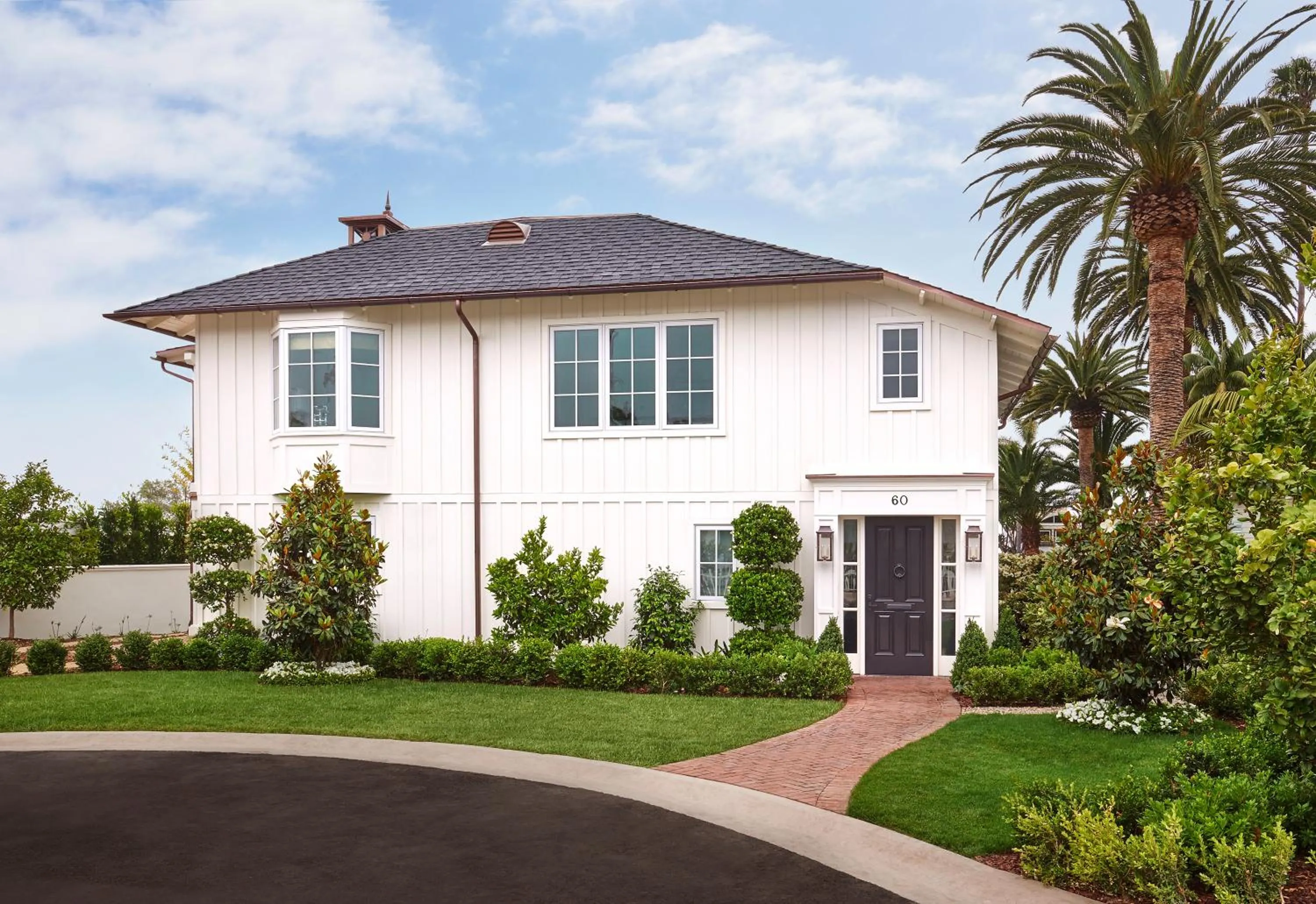 Facade/entrance in Rosewood Miramar Beach