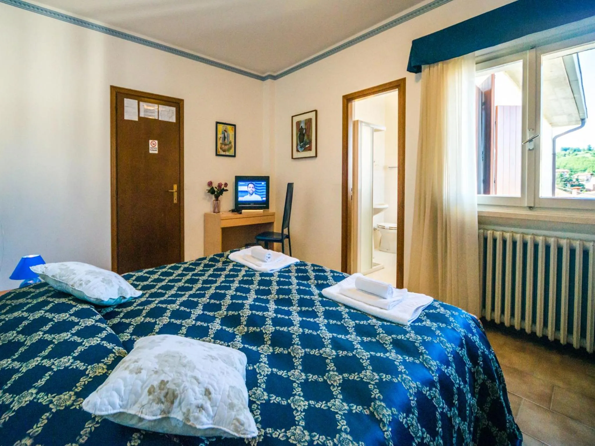 Photo of the whole room, Bed in Albergo Centrale