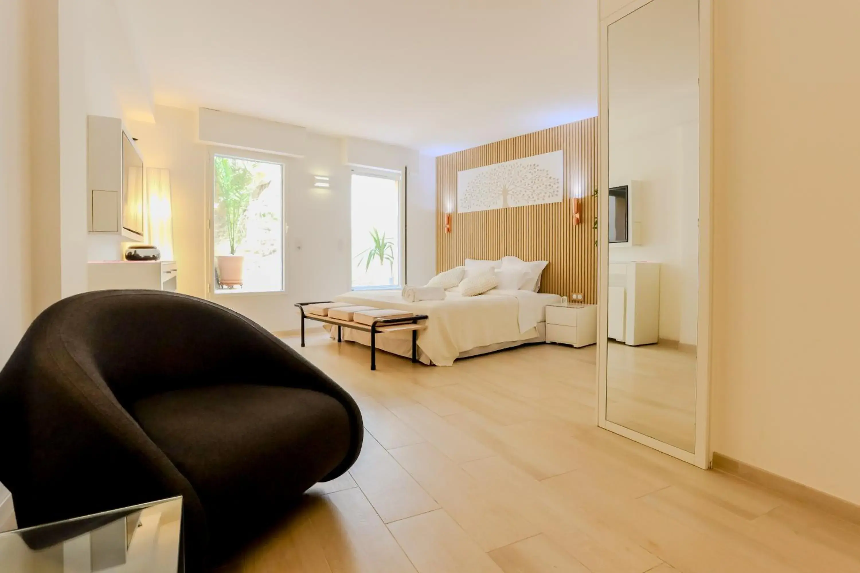 Junior Suite with Terrace in Traverse Des Artistes Junior Suite with Terrace in Traverse Des Artistes