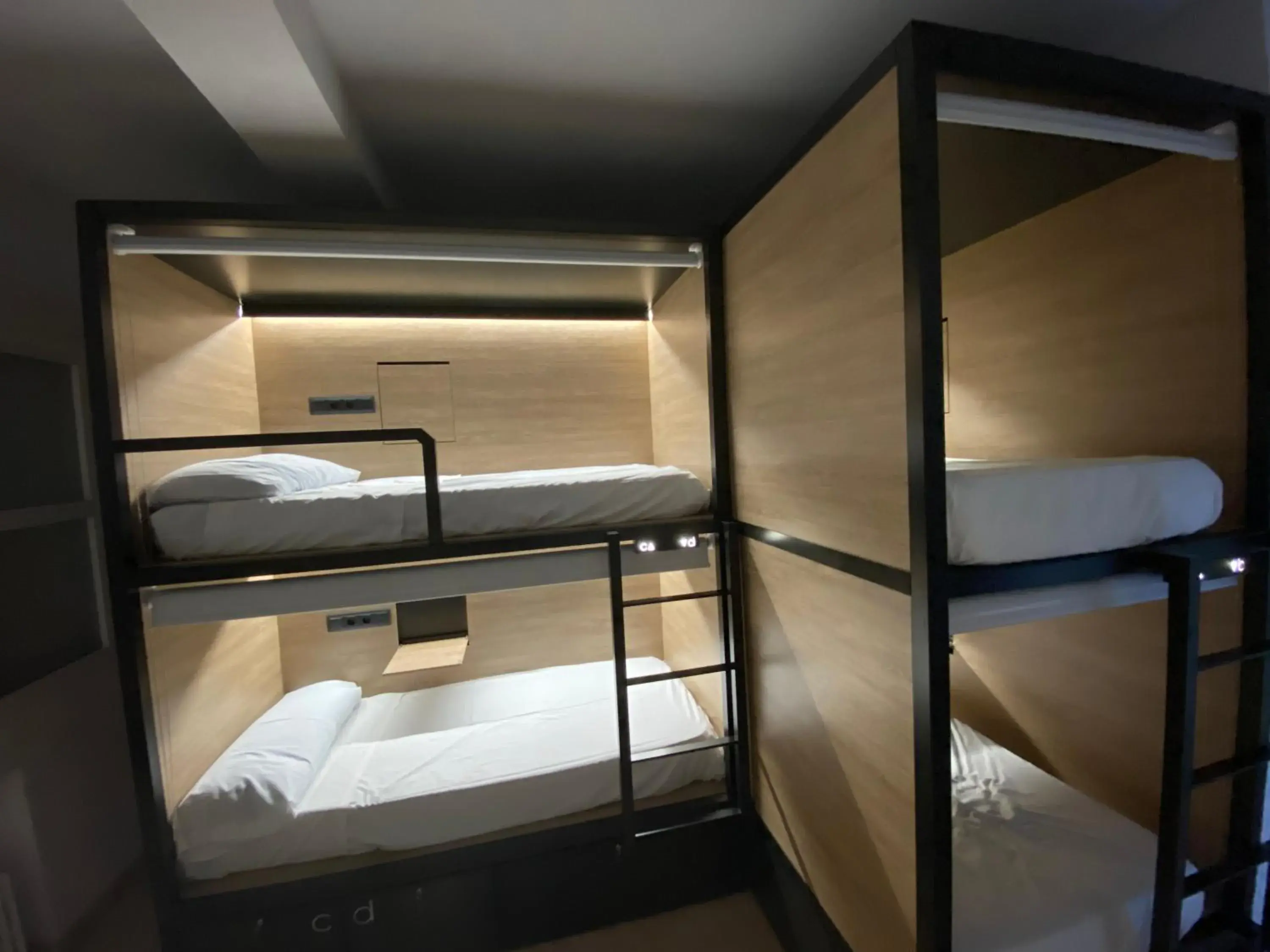 bunk bed, Bed in Madrid Motion Hostels bunk bed, Bed in Madrid Motion Hostels