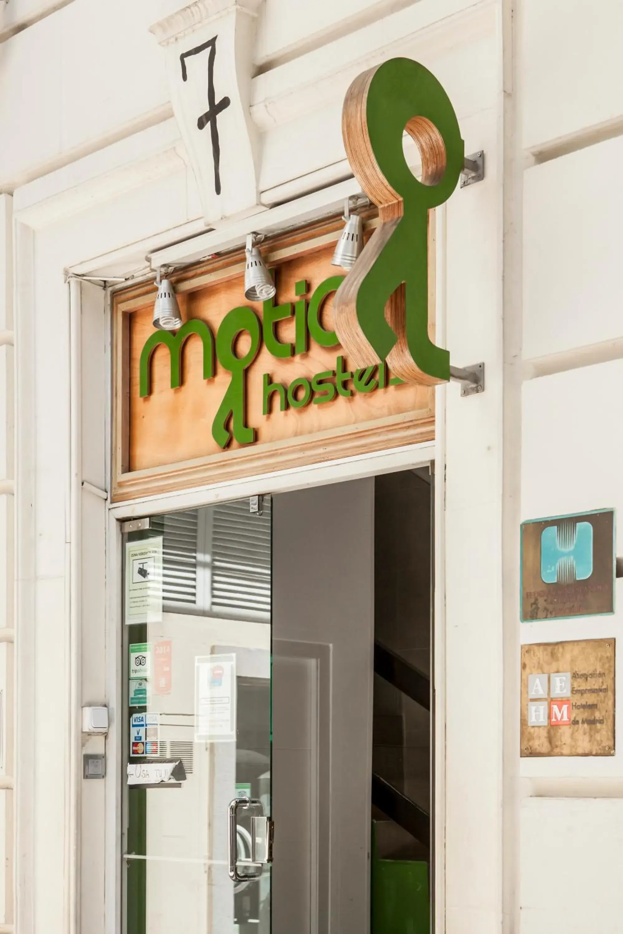 Facade/entrance in Madrid Motion Hostels Facade/entrance in Madrid Motion Hostels