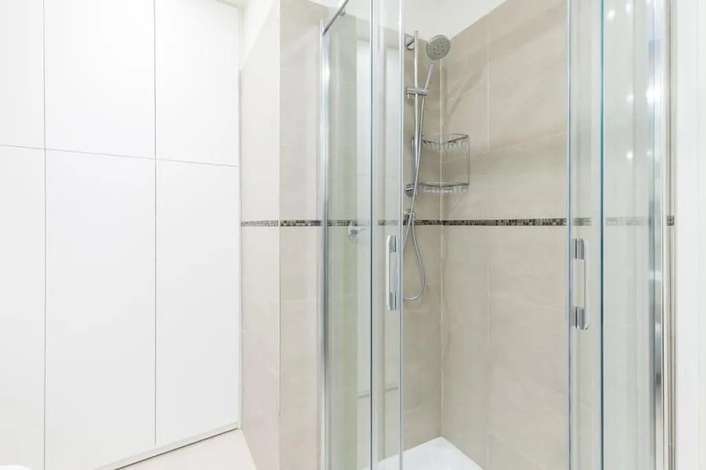 Shower in Maison Romana Loft