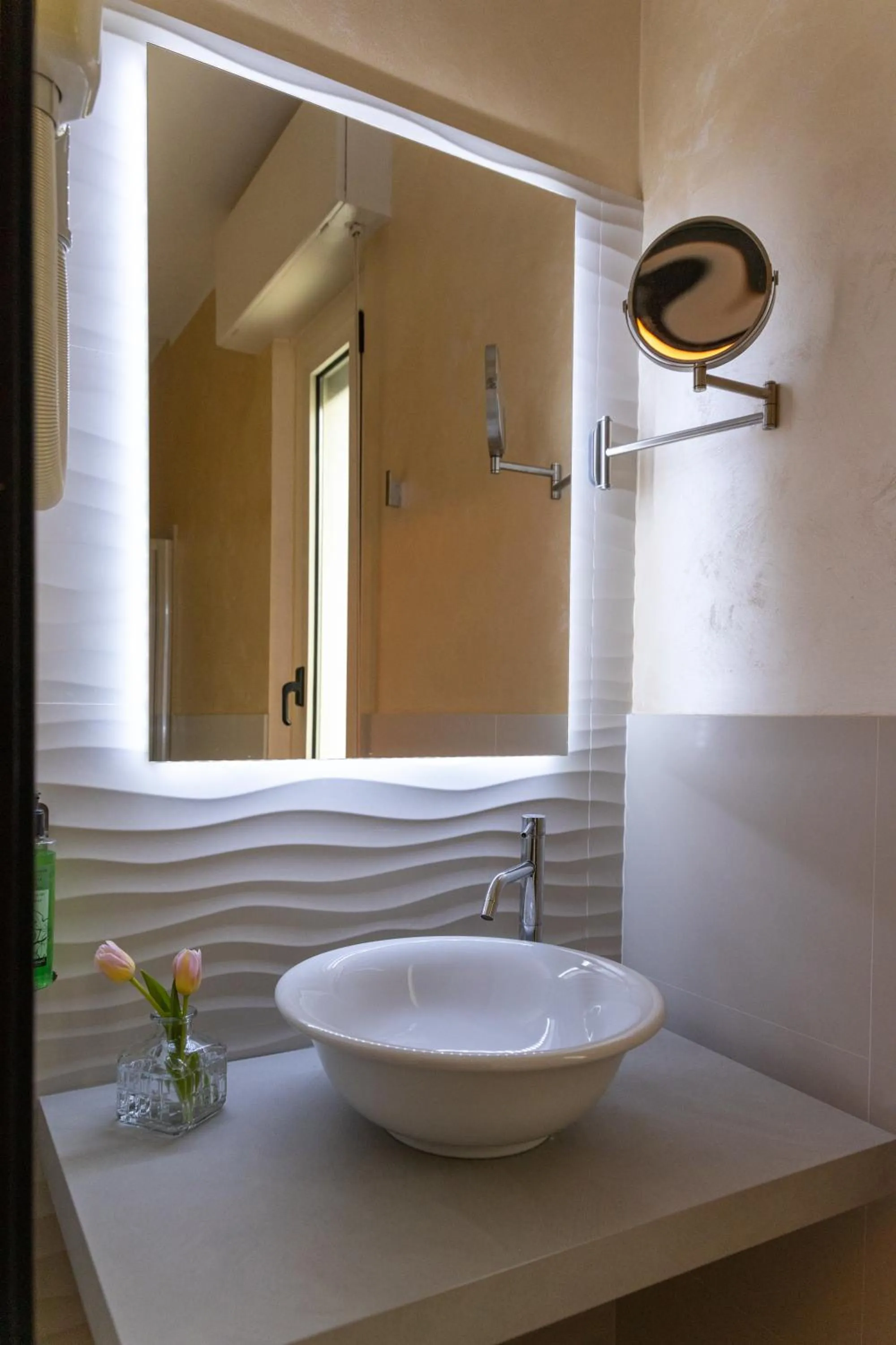 Bathroom in Hotel Ancora