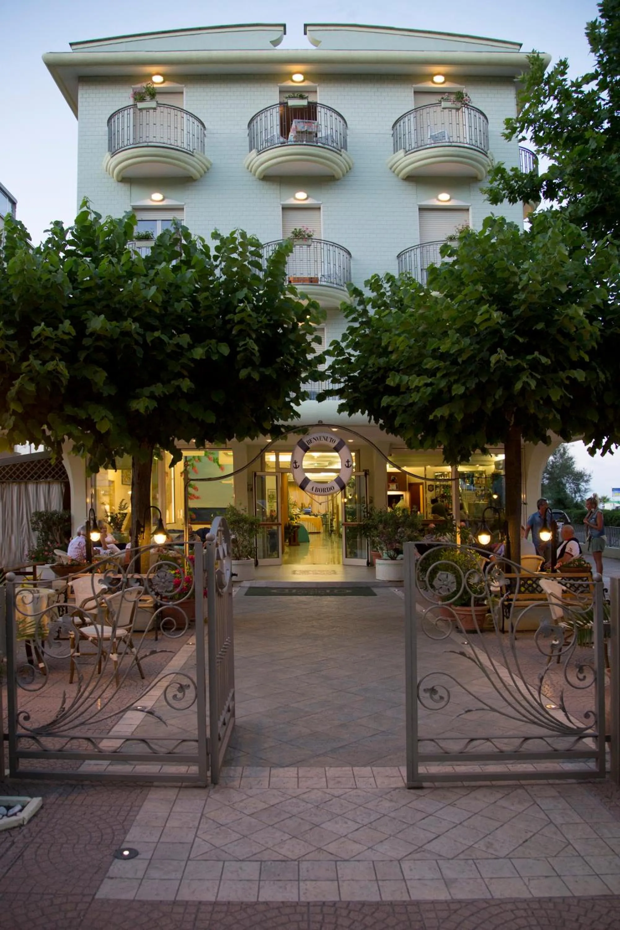 Facade/entrance in Hotel Ancora
