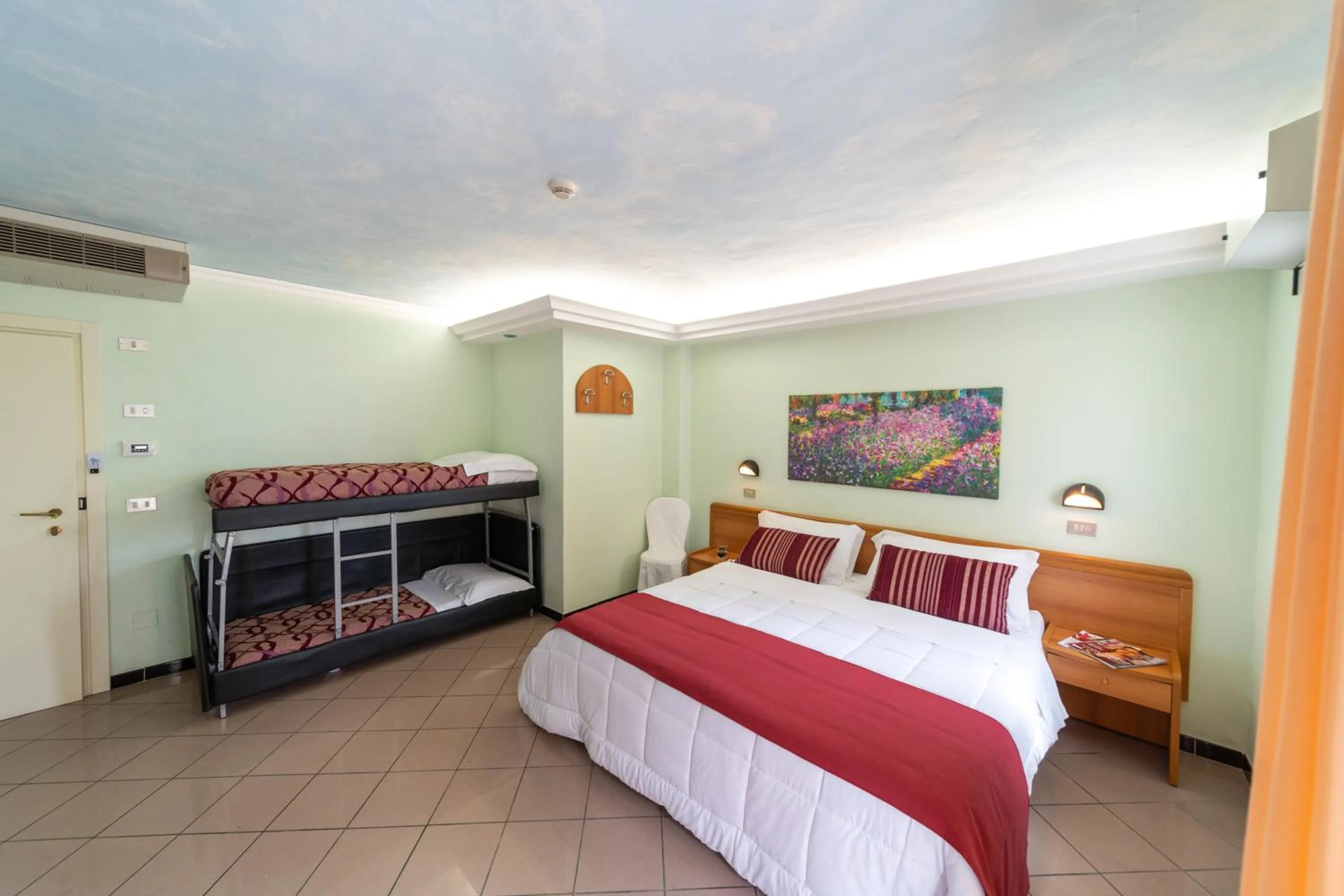 Photo of the whole room, Bed in Hotel Ancora