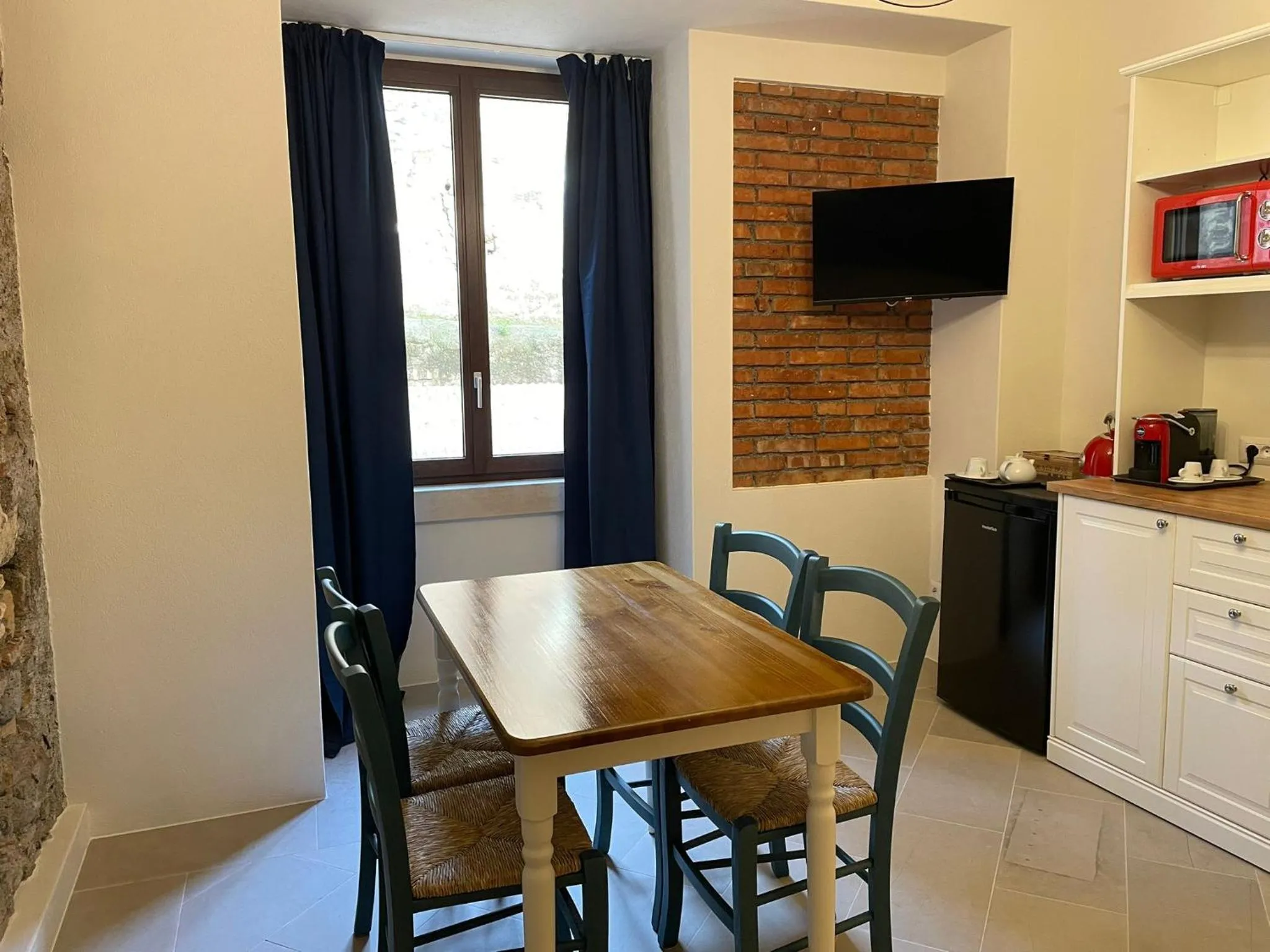 Castello D'Alcontres Guest House 3 stelle