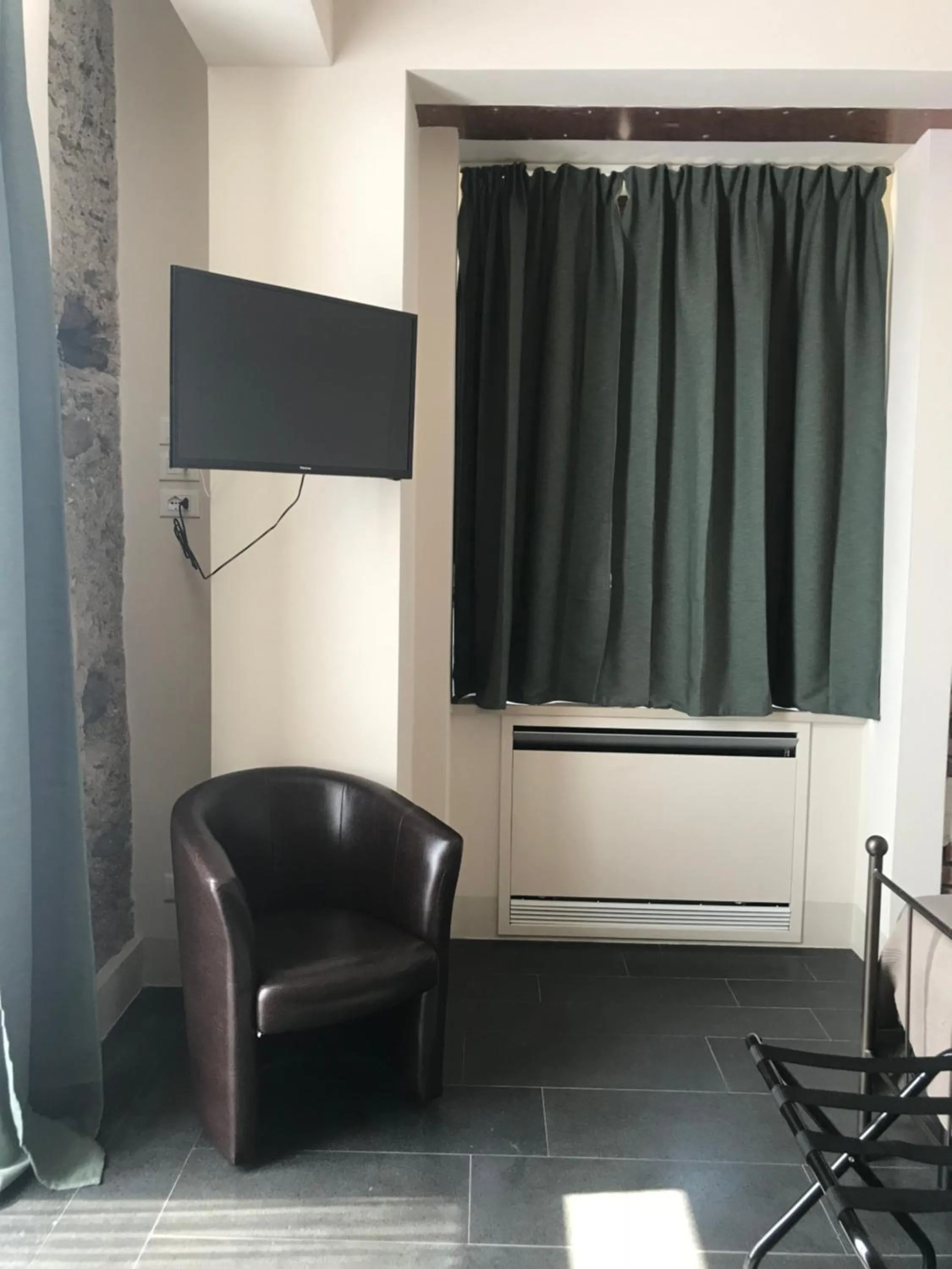 Castello D'Alcontres Guest House 3 stelle